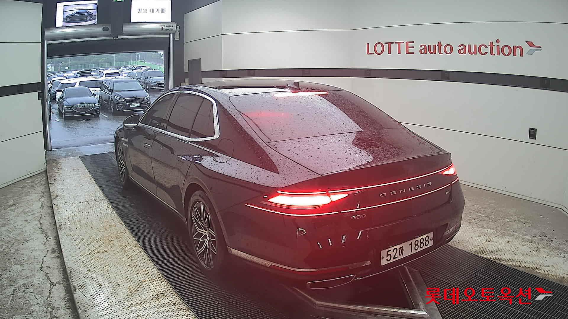2022 - genesis g90