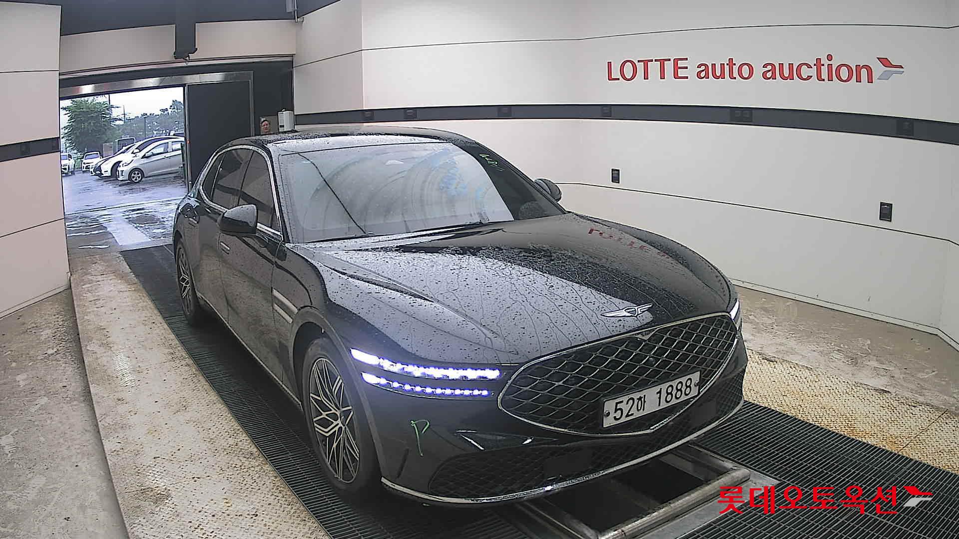2022 - genesis g90