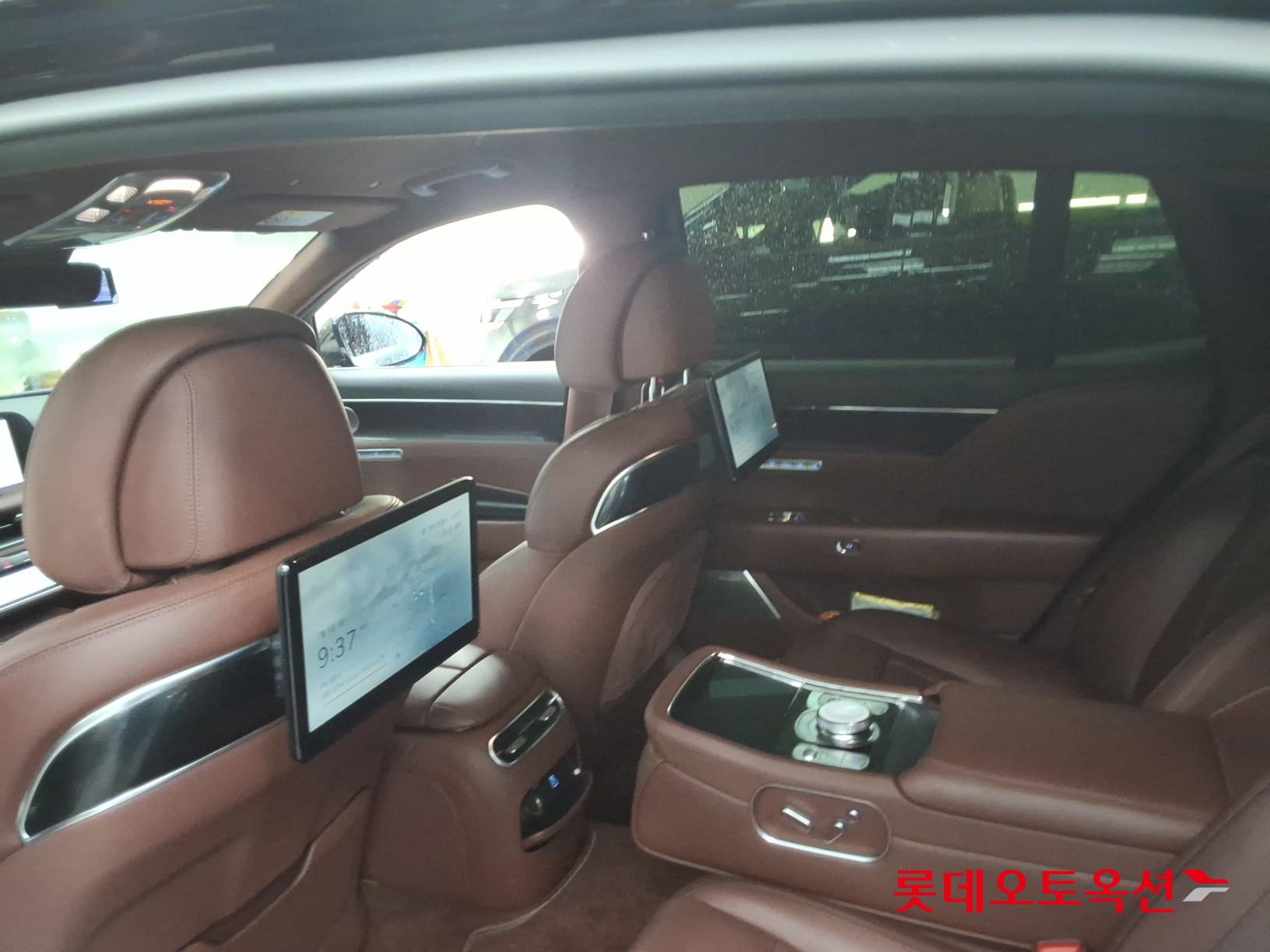 2022 - genesis g90