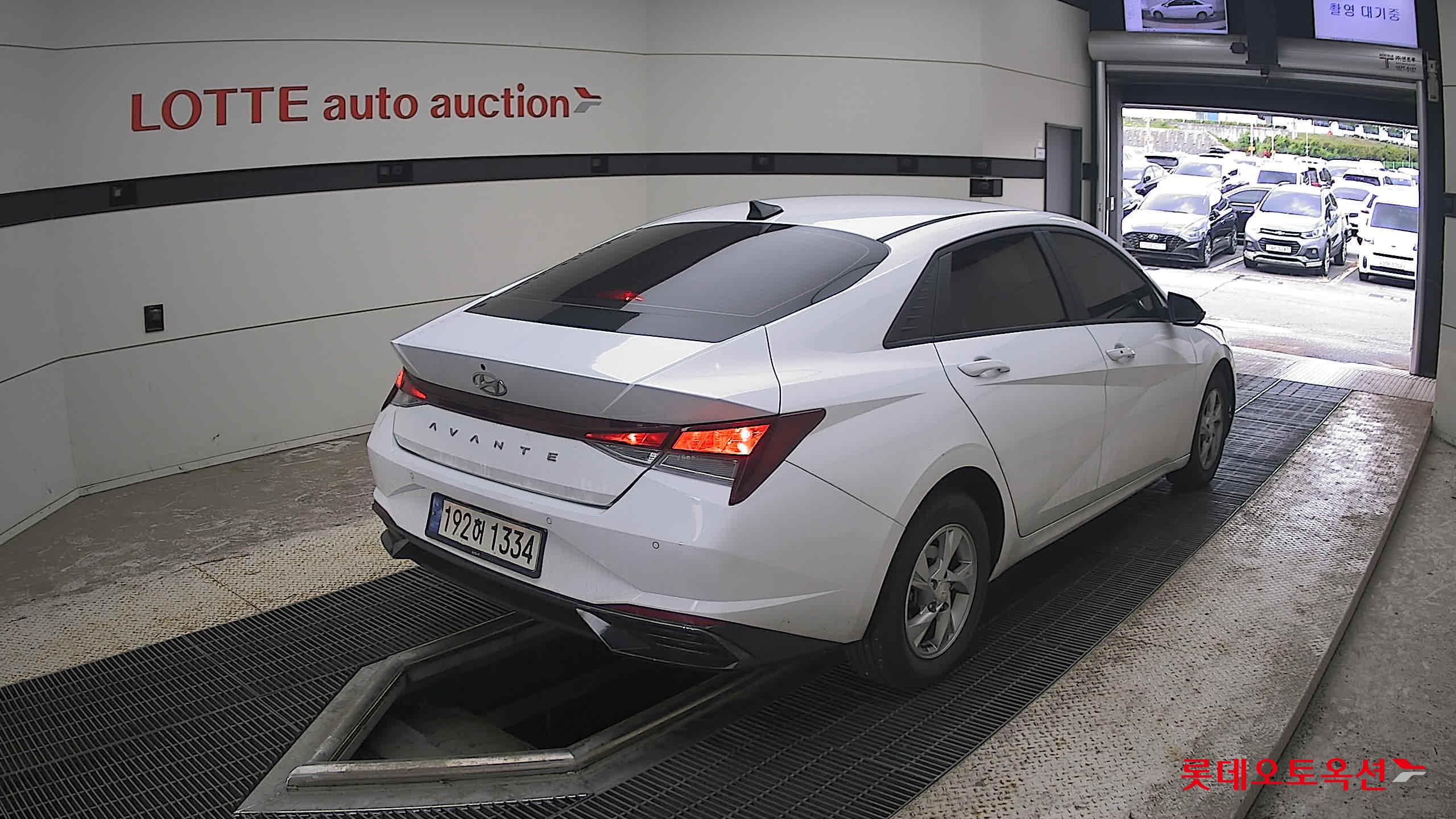 2023 - hyundai avante