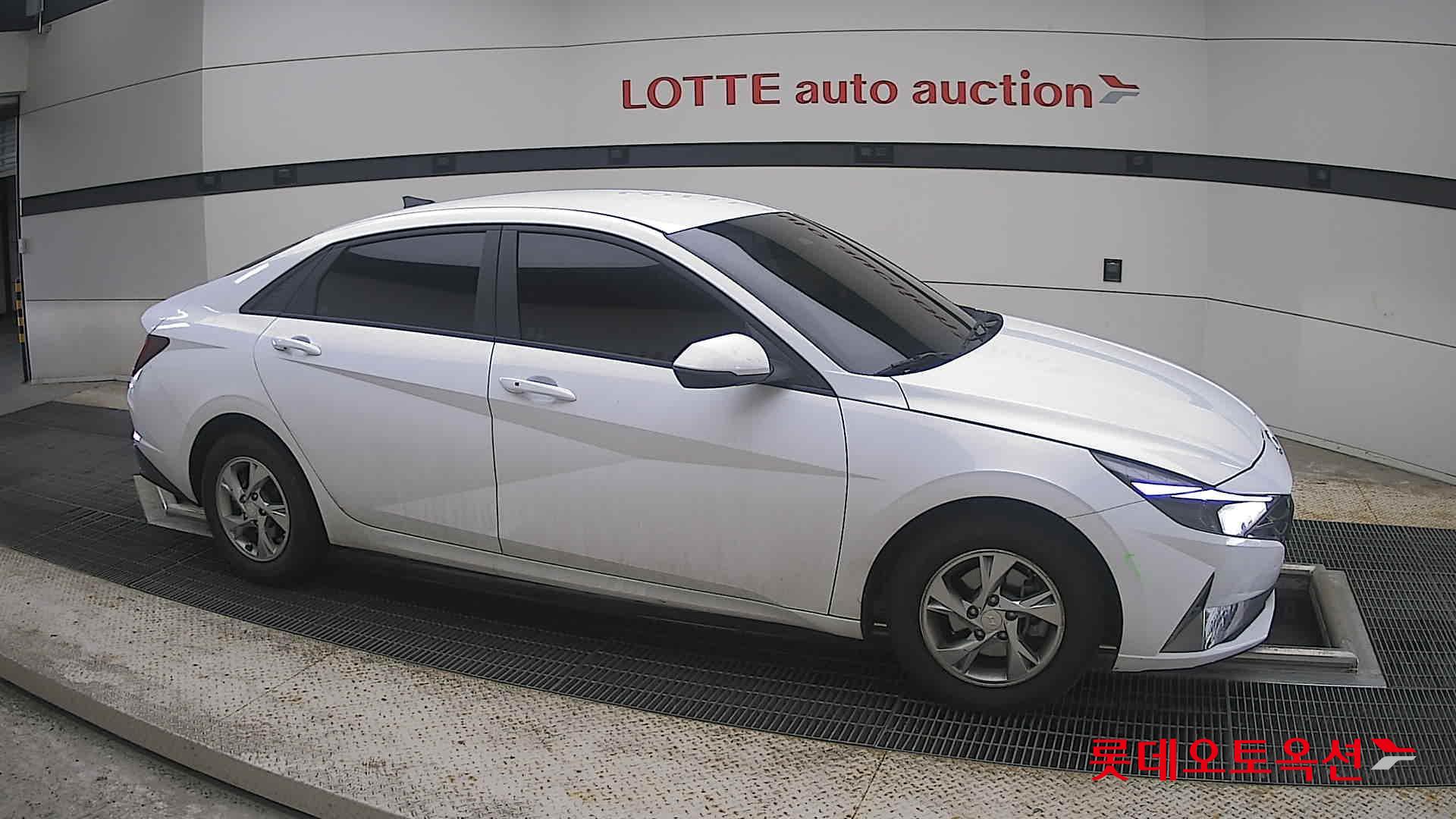 2023 - hyundai avante