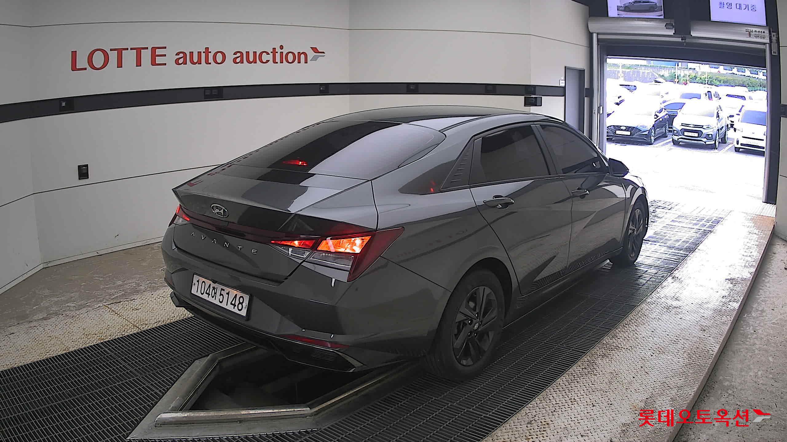 2021 - hyundai avante