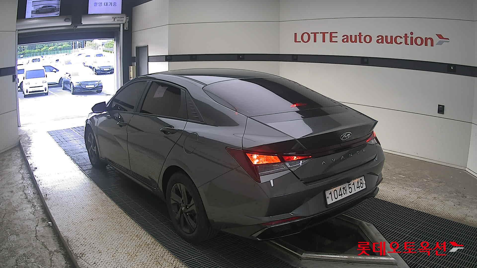 2021 - hyundai avante