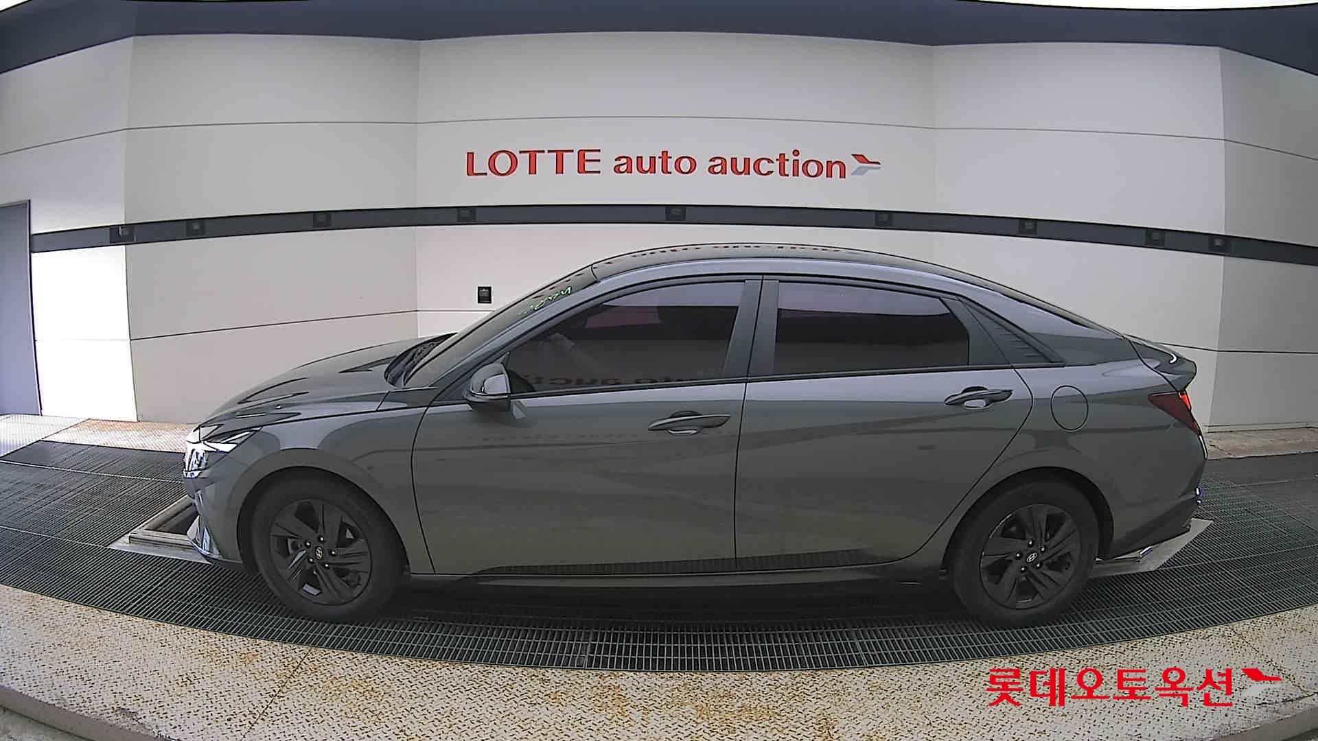 2021 - hyundai avante