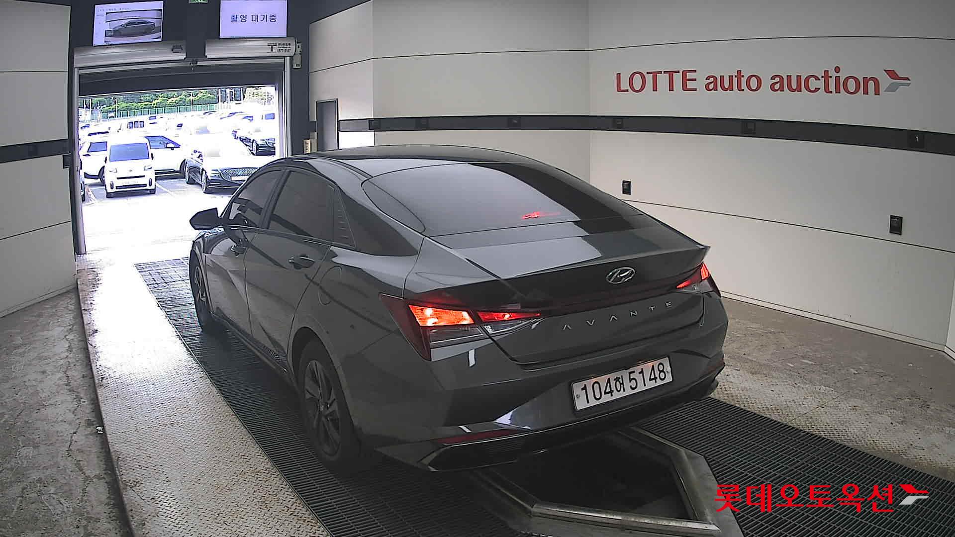 2021 - hyundai avante