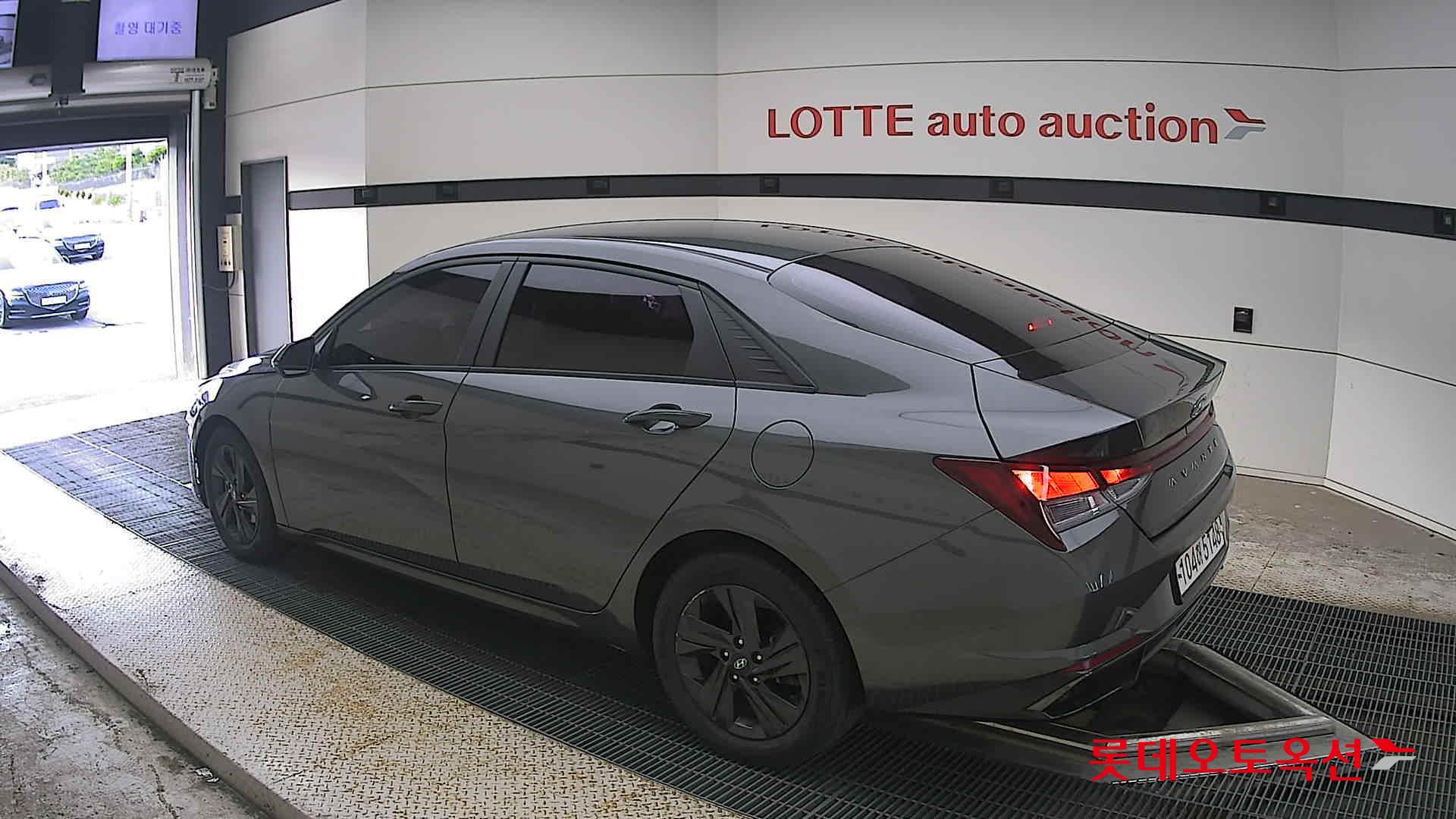 2021 - hyundai avante
