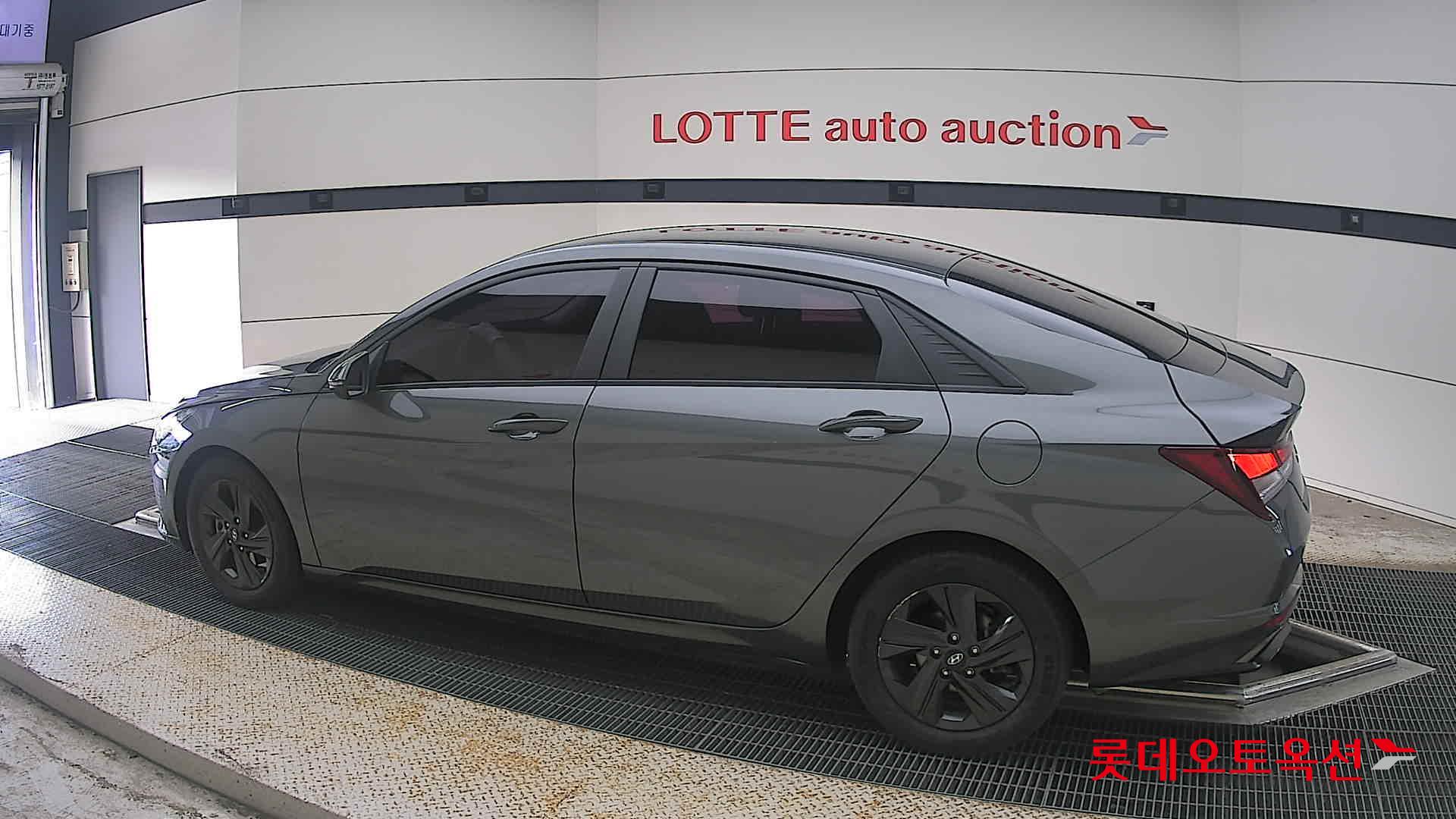 2021 - hyundai avante