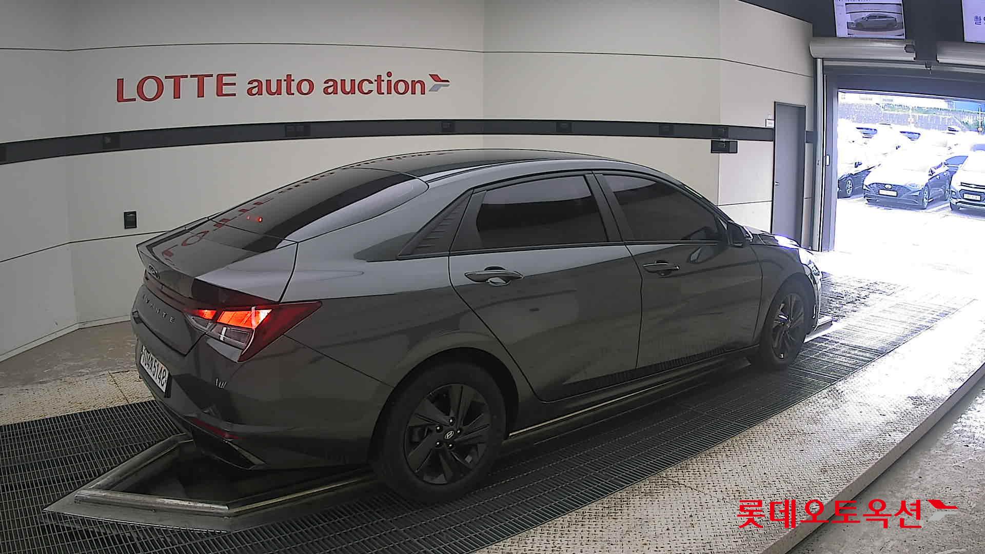 2021 - hyundai avante