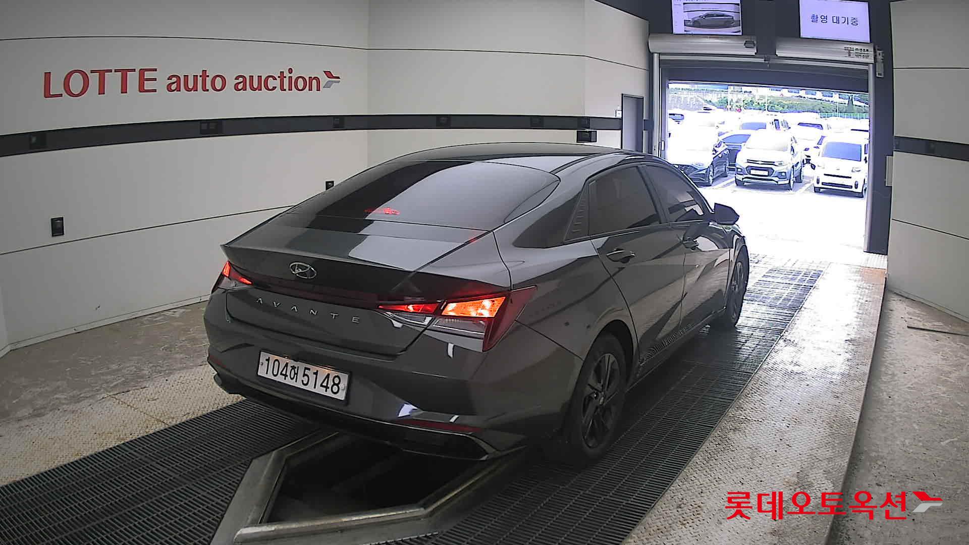 2021 - hyundai avante