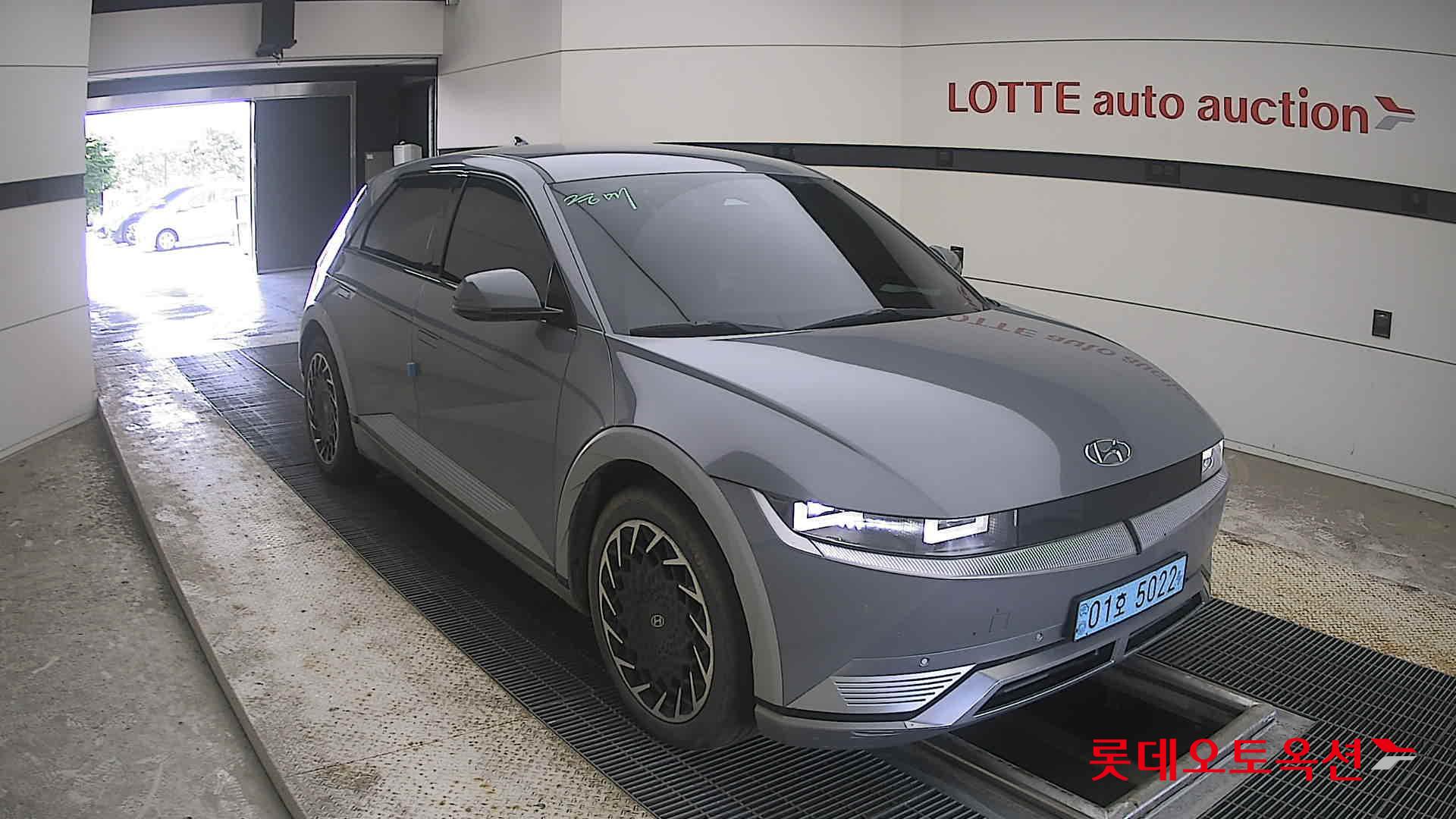 2022 - hyundai ioniq