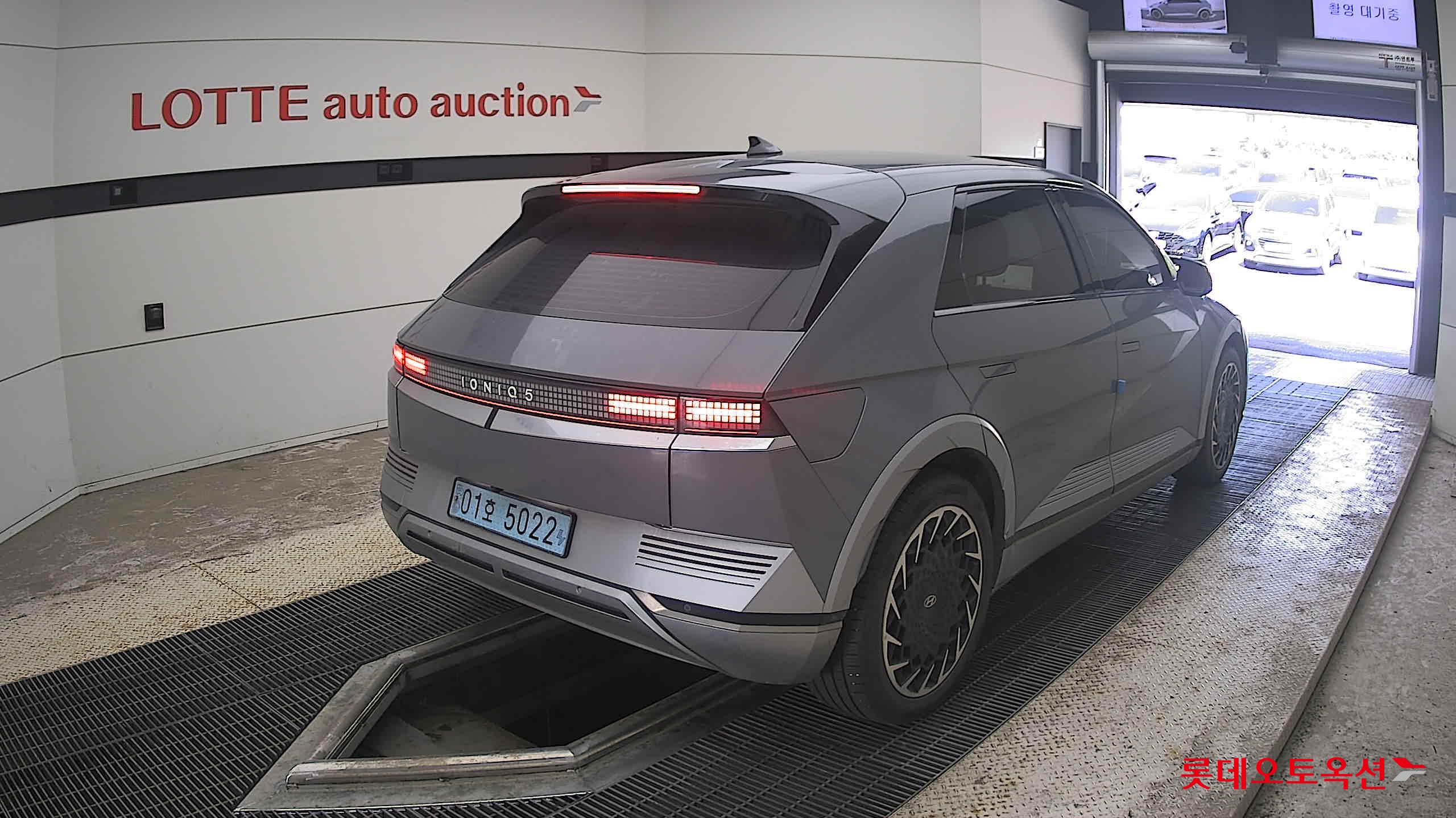 2022 - hyundai ioniq