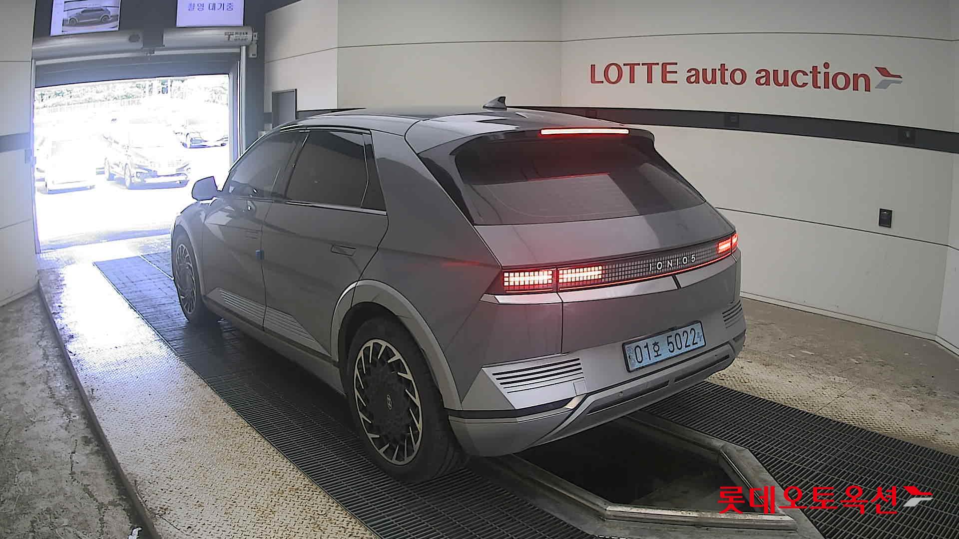 2022 - hyundai ioniq