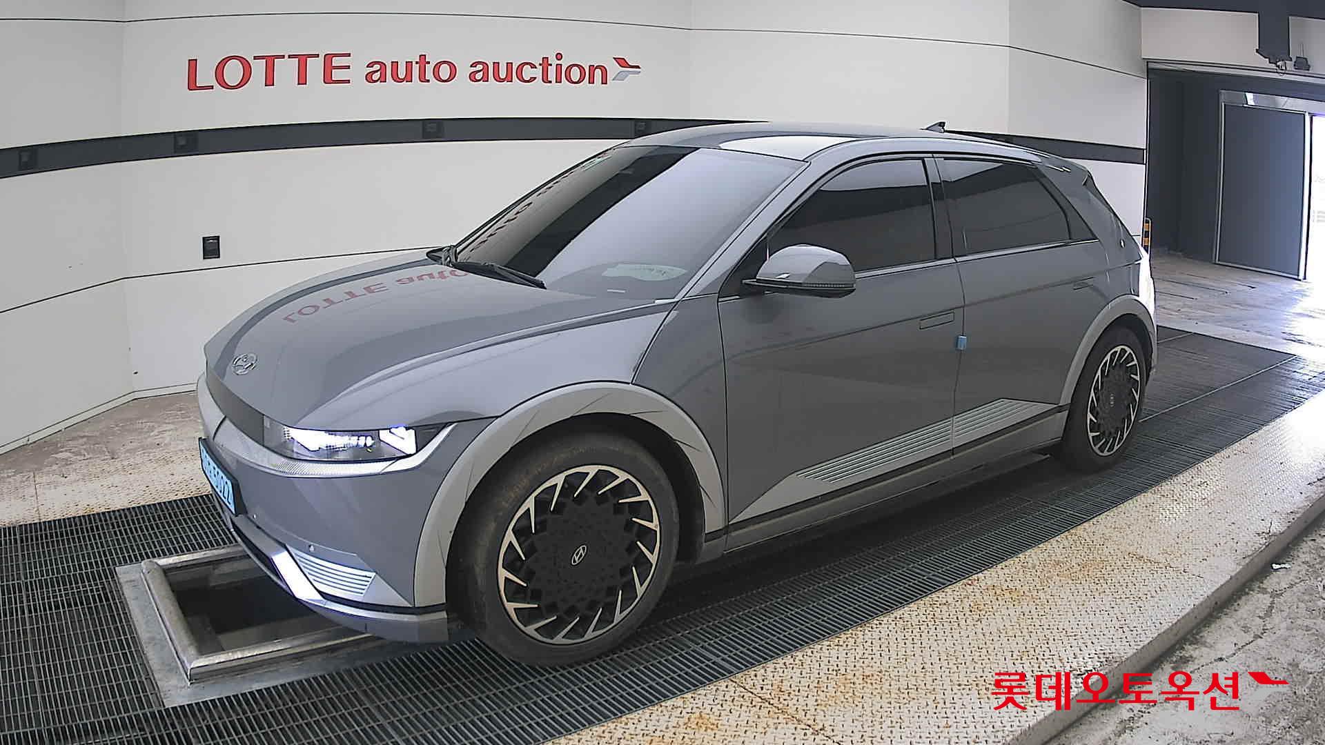 2022 - hyundai ioniq