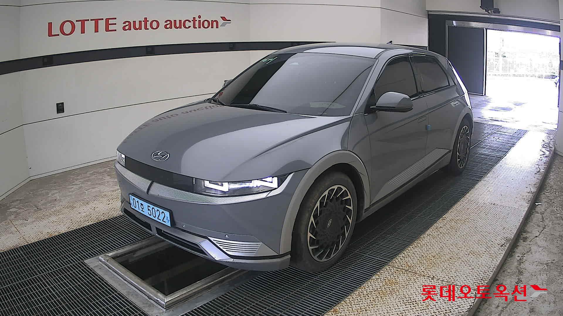 2022 - hyundai ioniq