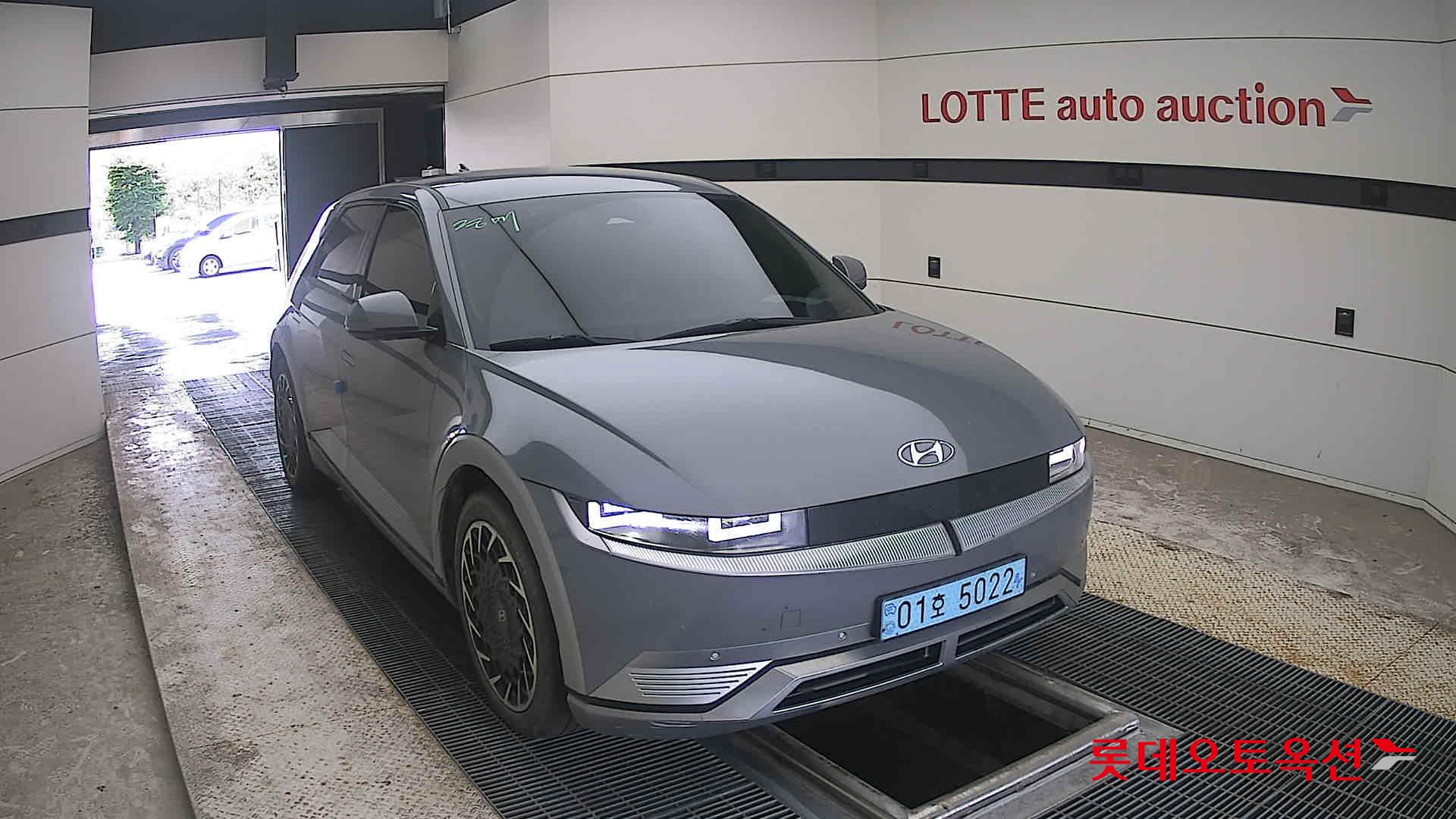 2022 - hyundai ioniq