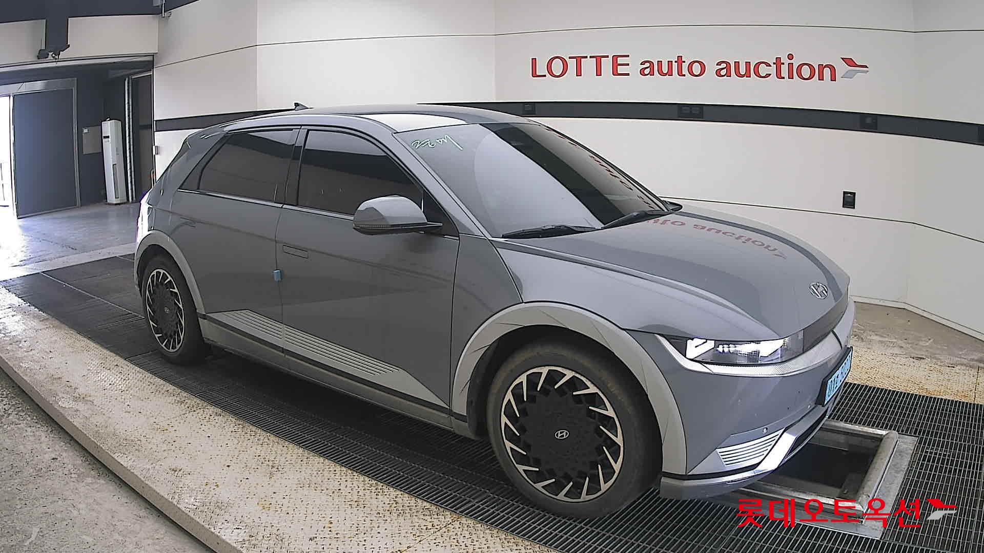 2022 - hyundai ioniq
