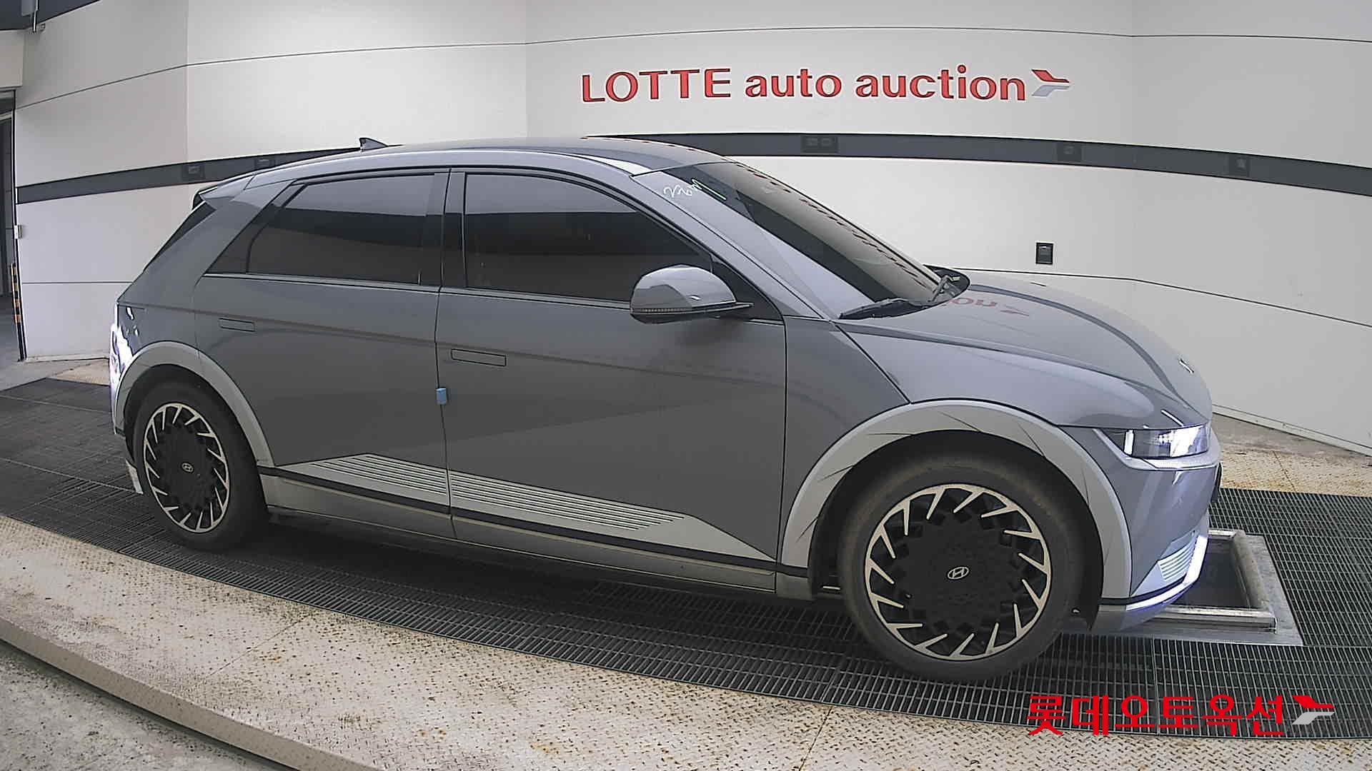 2022 - hyundai ioniq