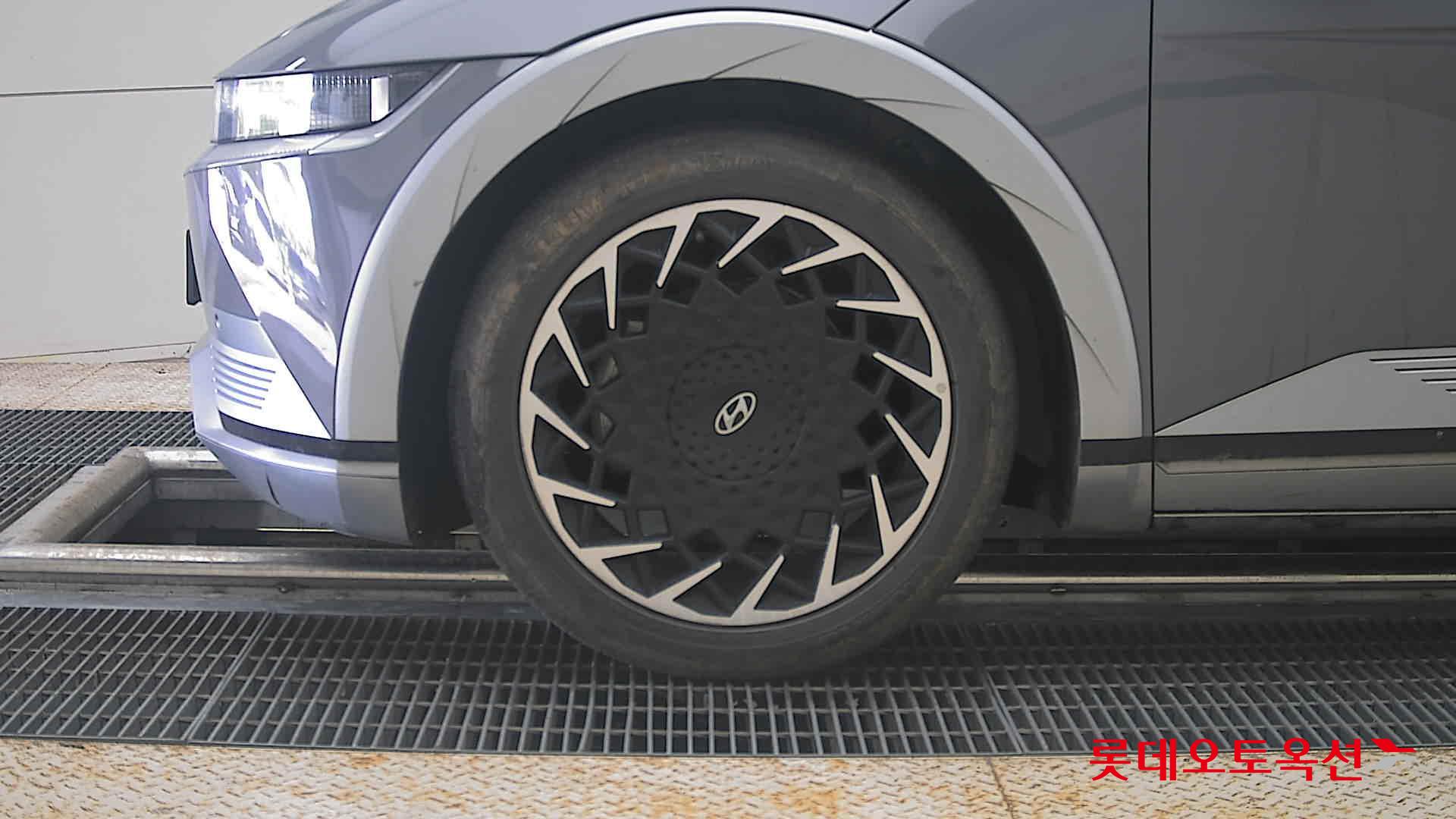 2022 - hyundai ioniq