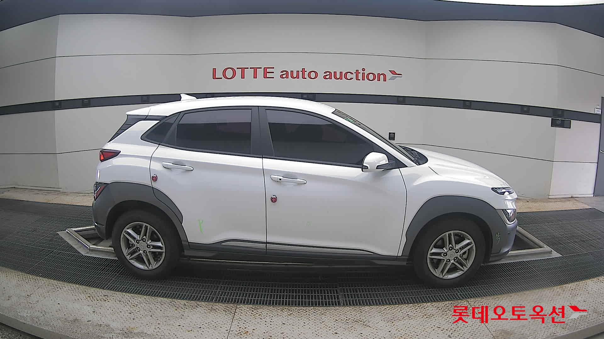 2021 - hyundai kona