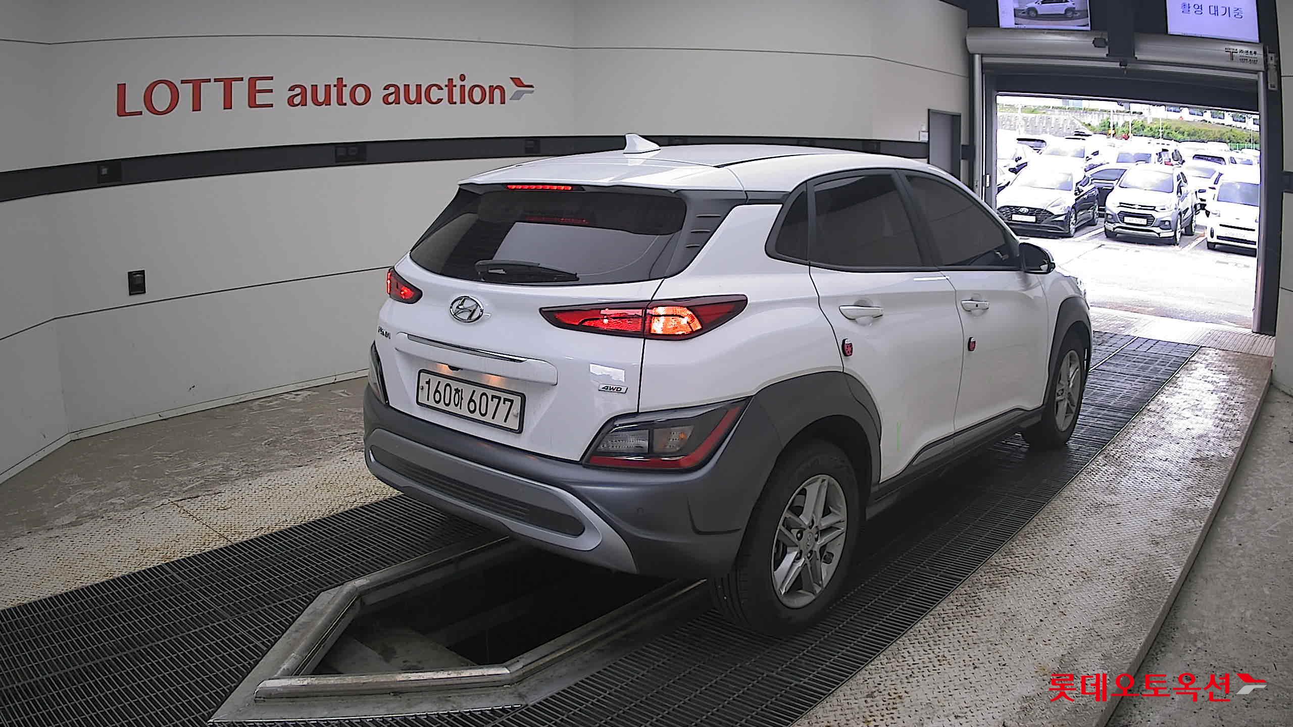 2021 - hyundai kona