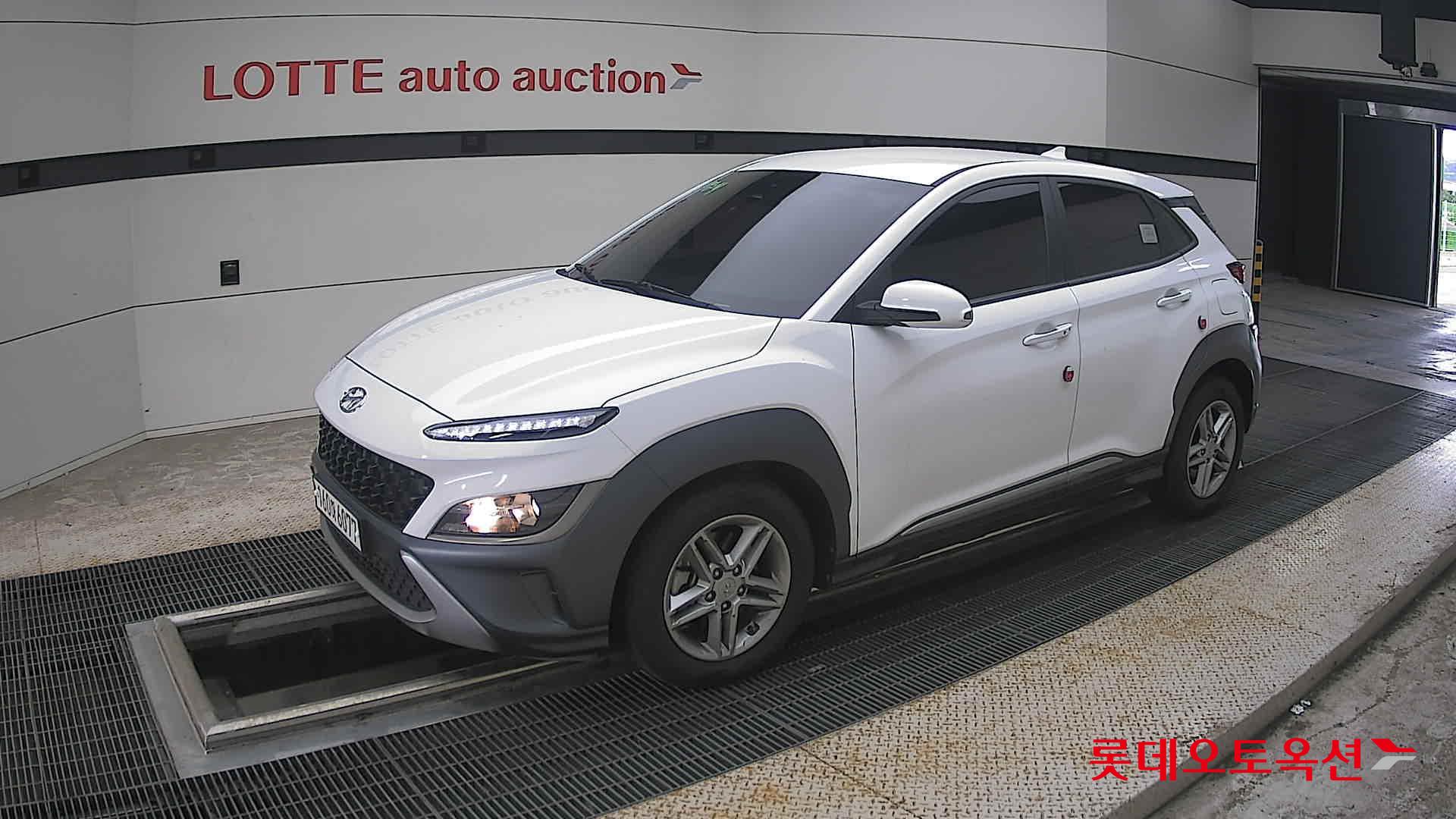 2021 - hyundai kona