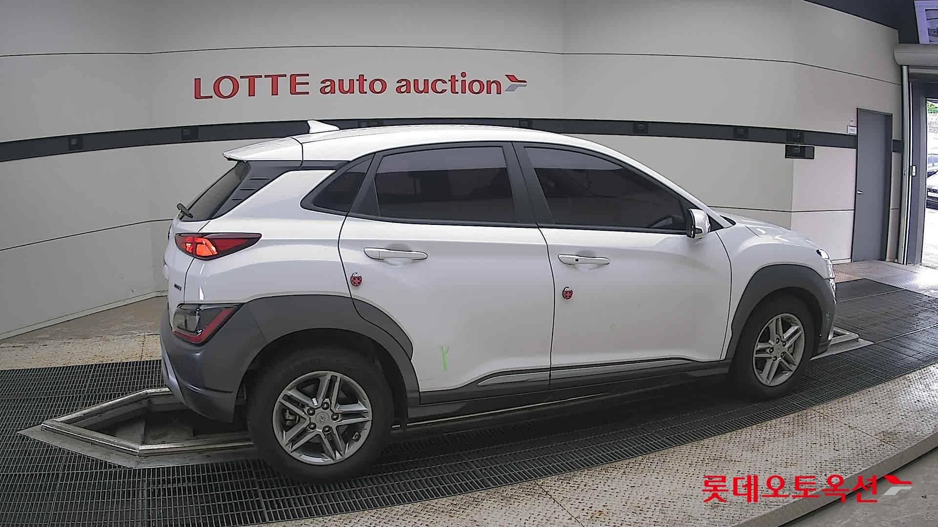 2021 - hyundai kona