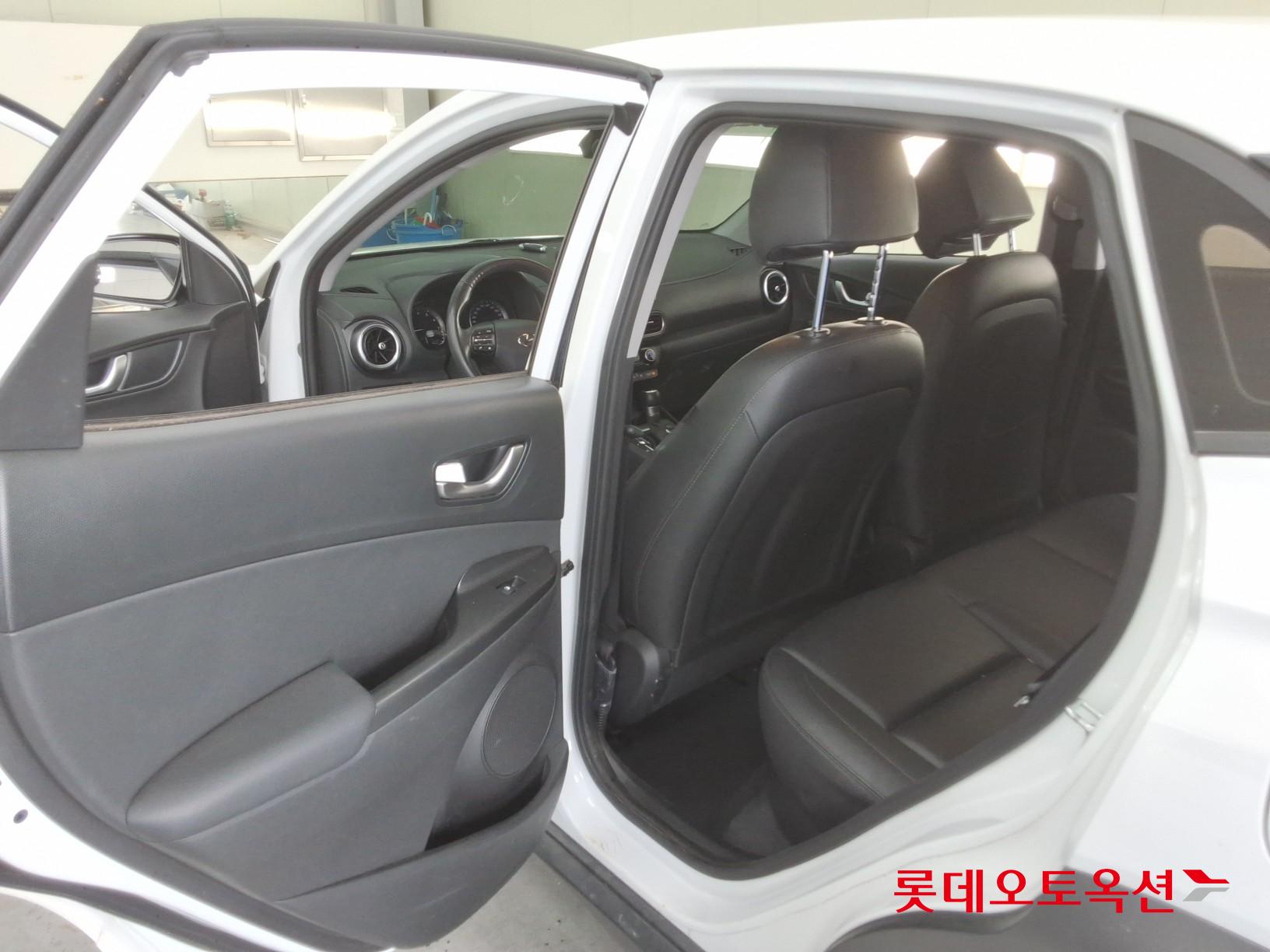 2021 - hyundai kona