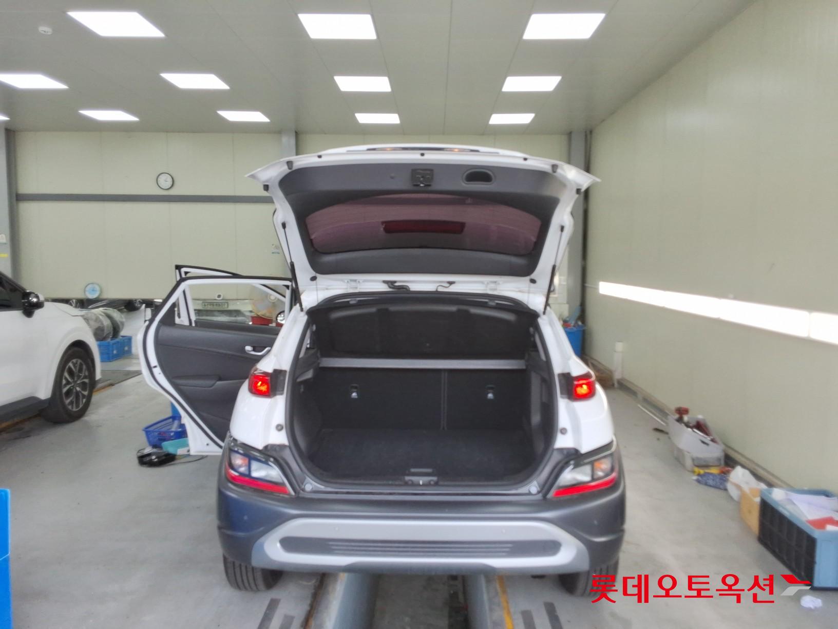 2021 - hyundai kona