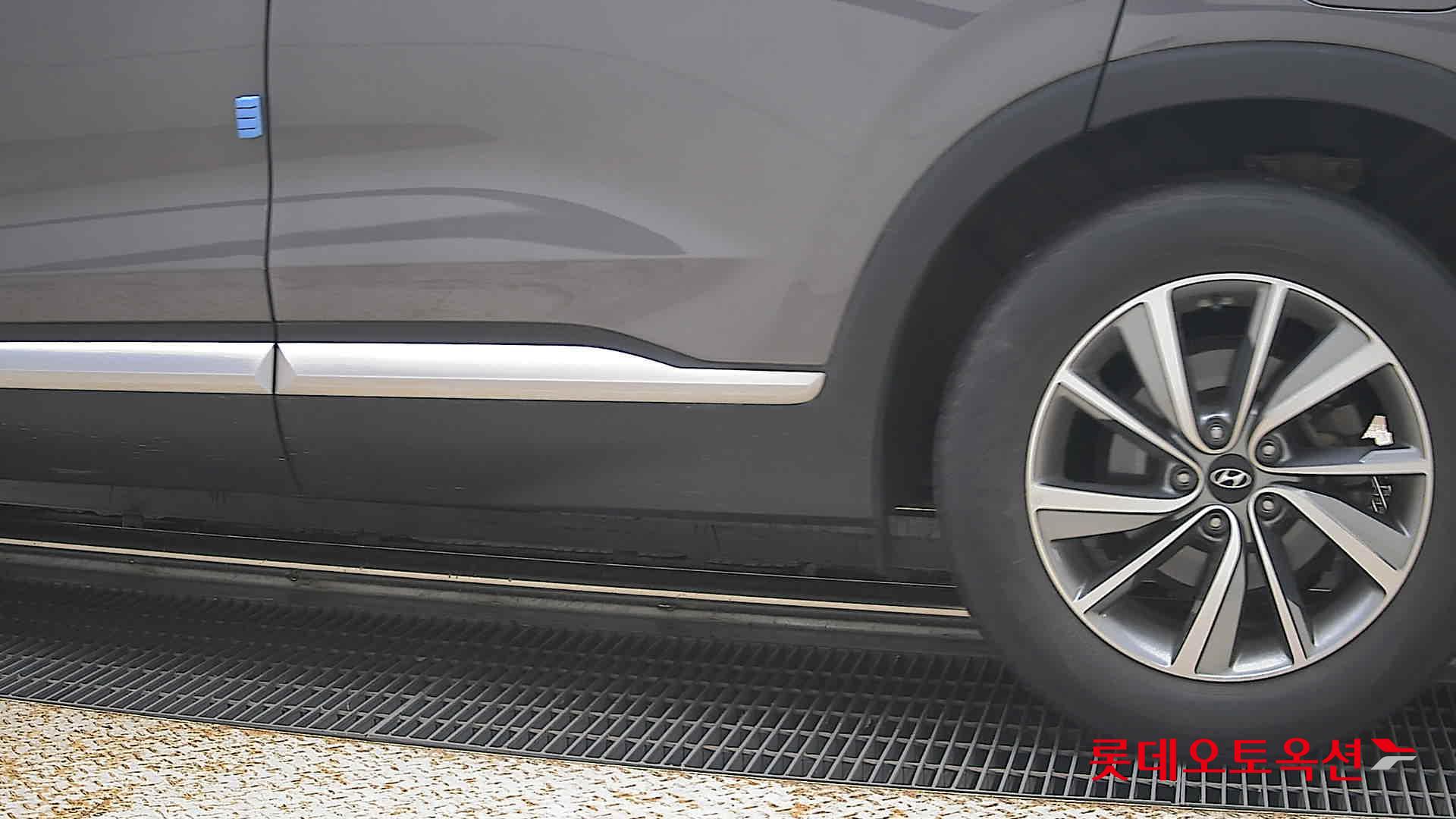 2020 - hyundai santafe