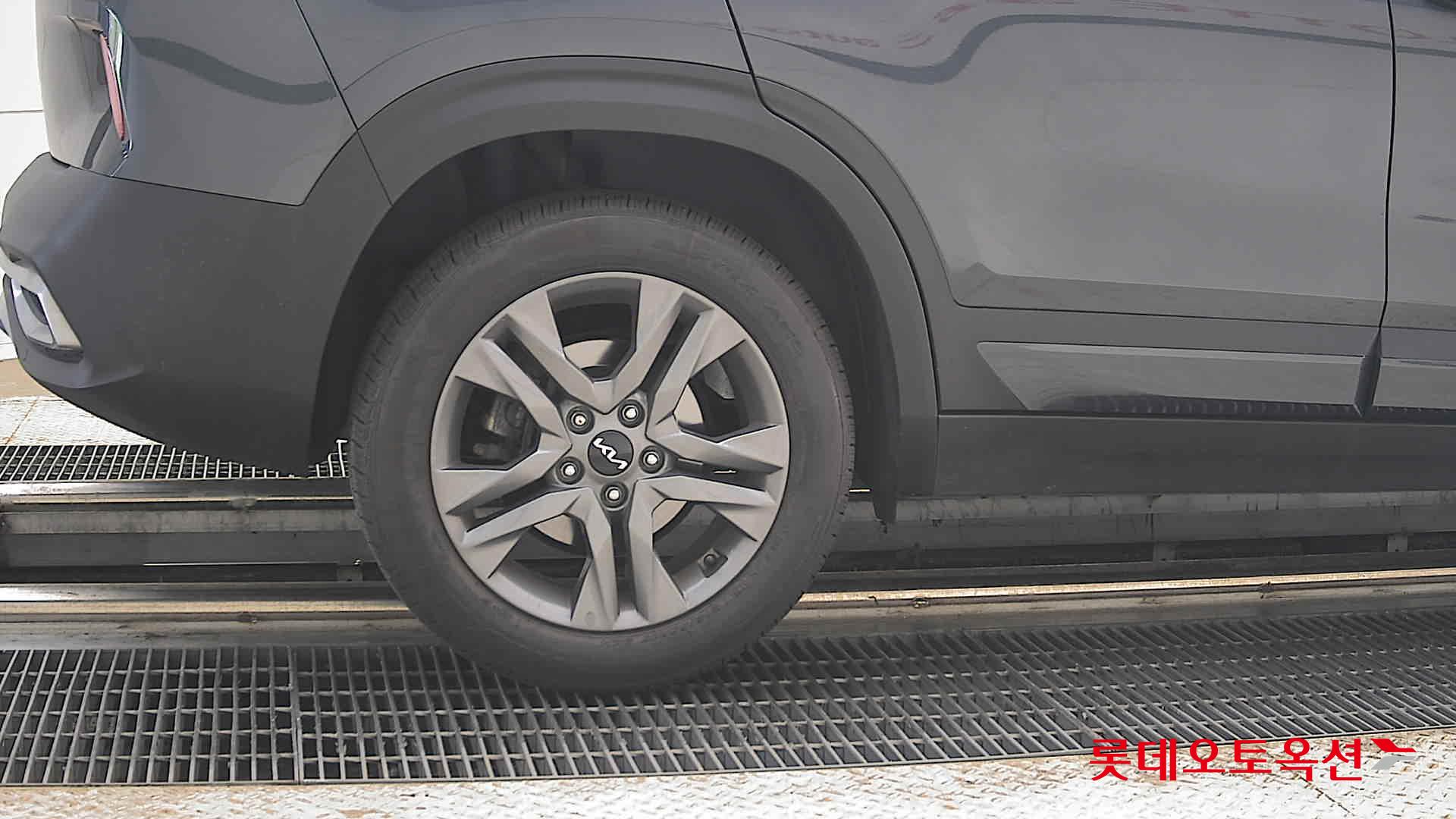 2023 - kia seltos