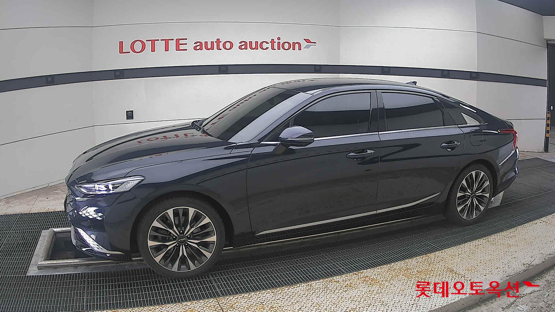 2023 - kia k8