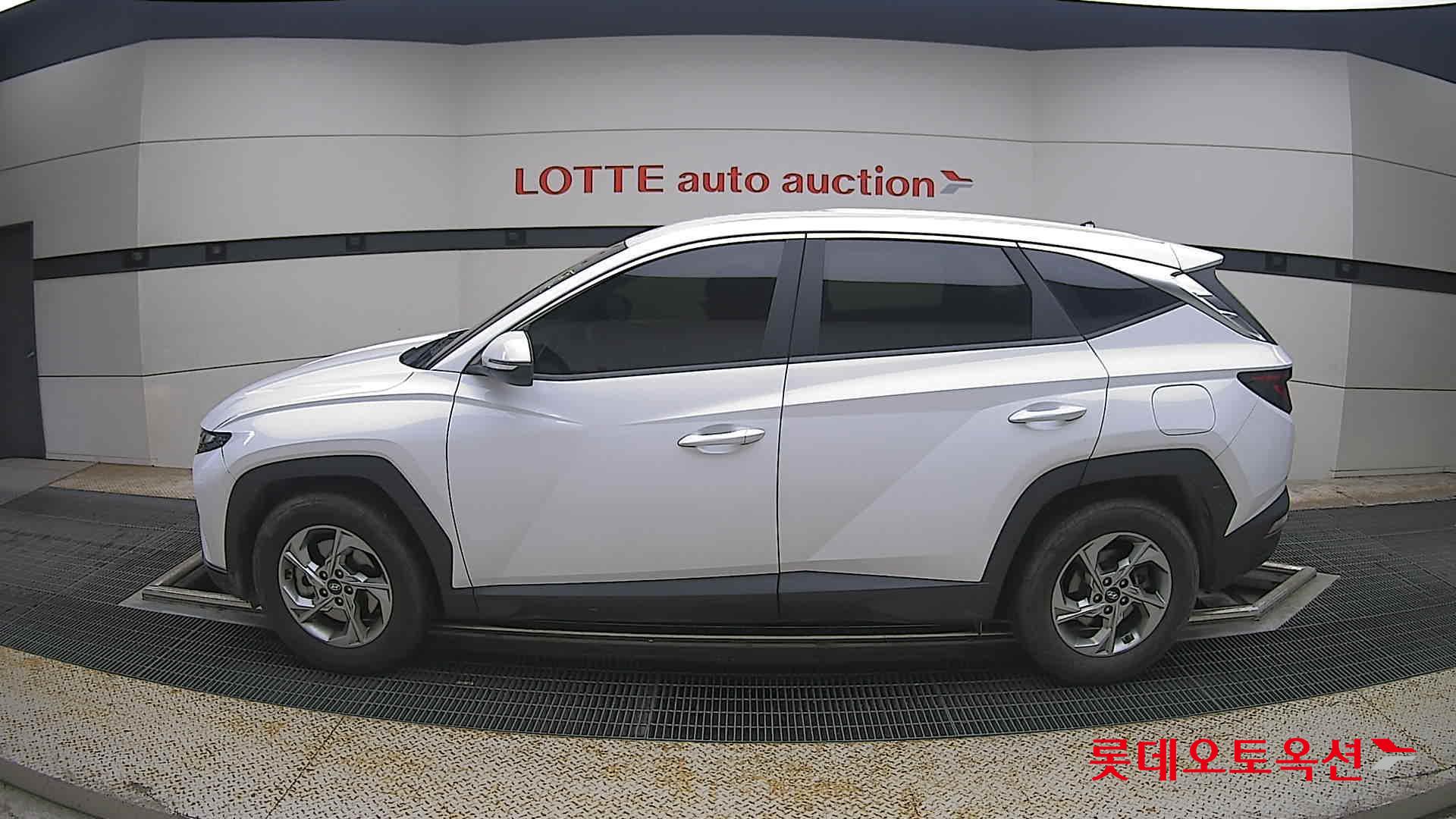 2021 - hyundai tucson