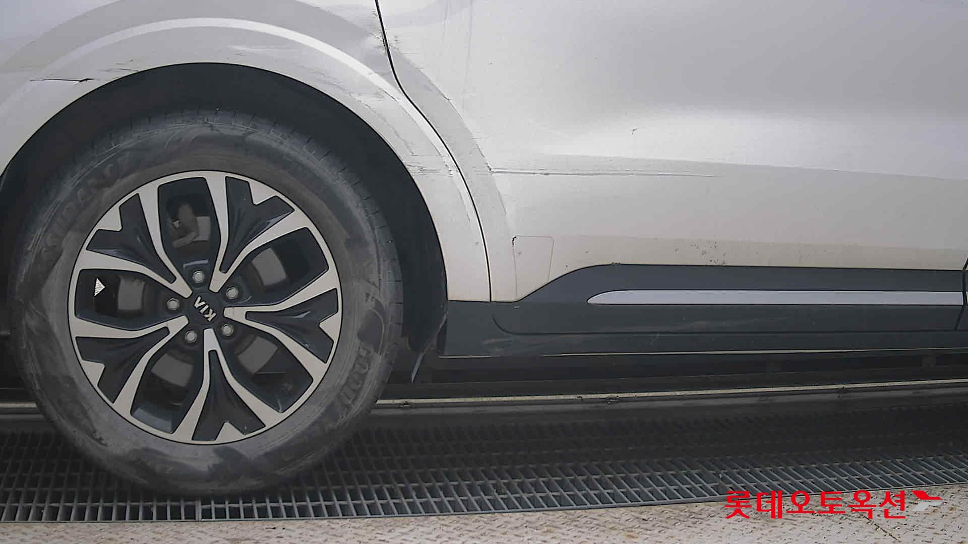 2021 - kia carnival