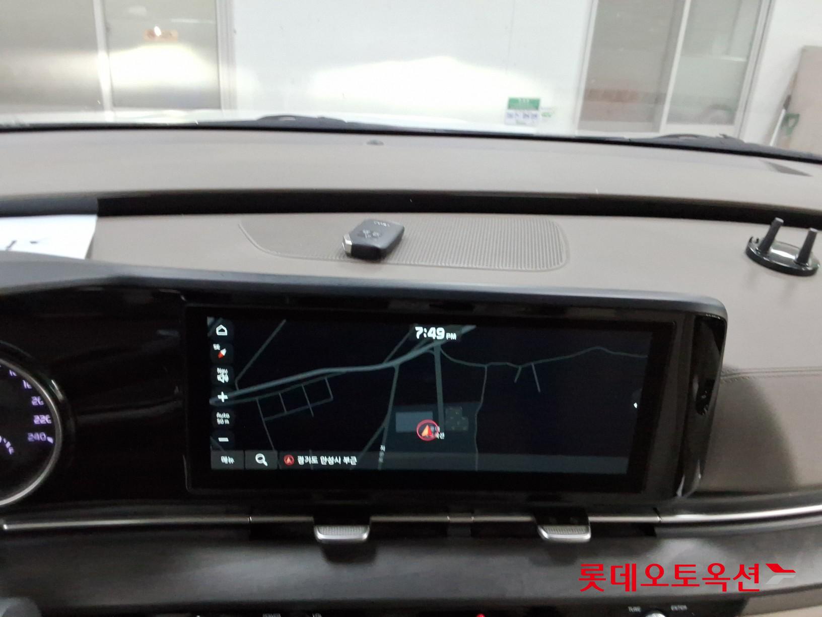 2021 - kia carnival