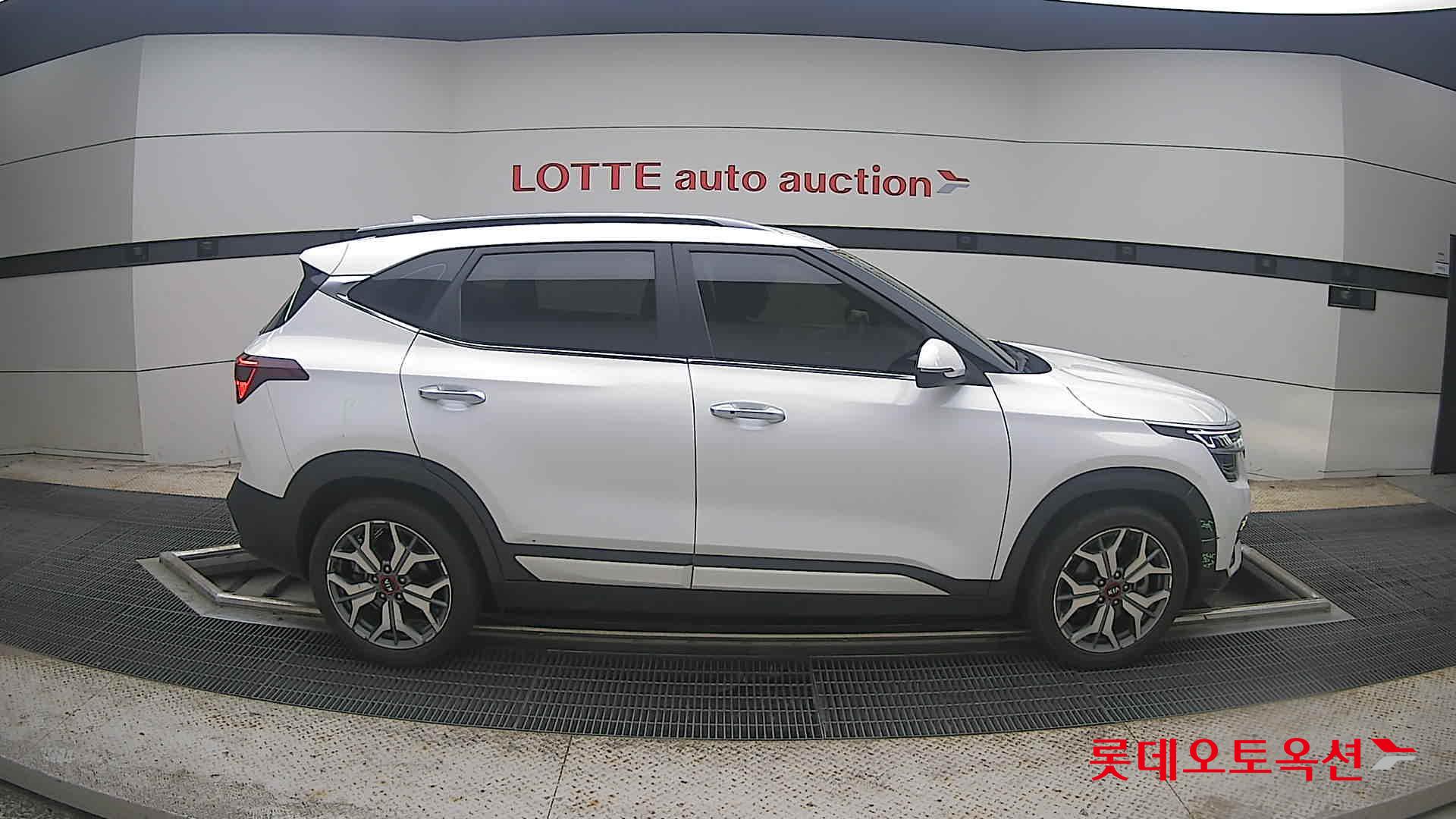 2020 - kia seltos