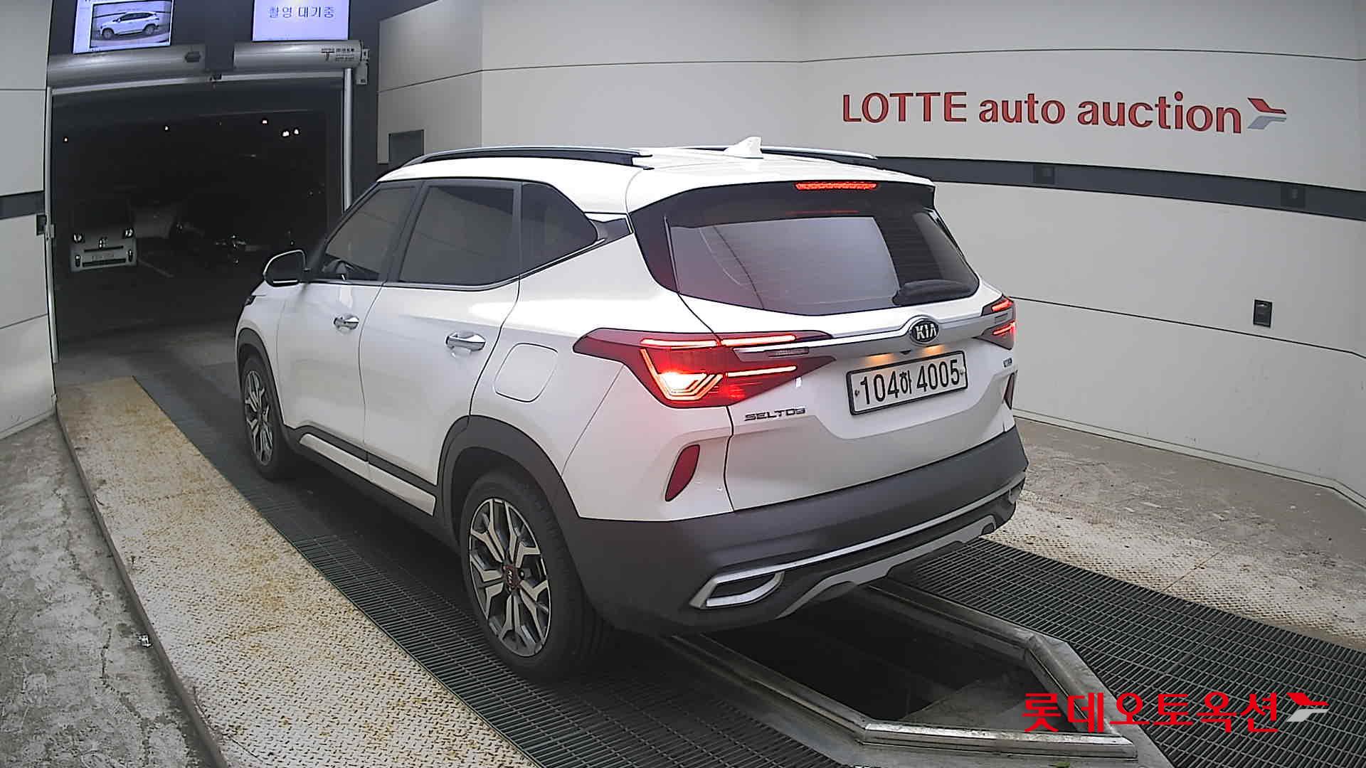 2020 - kia seltos