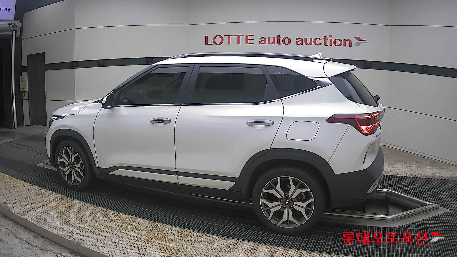 2020 - kia seltos