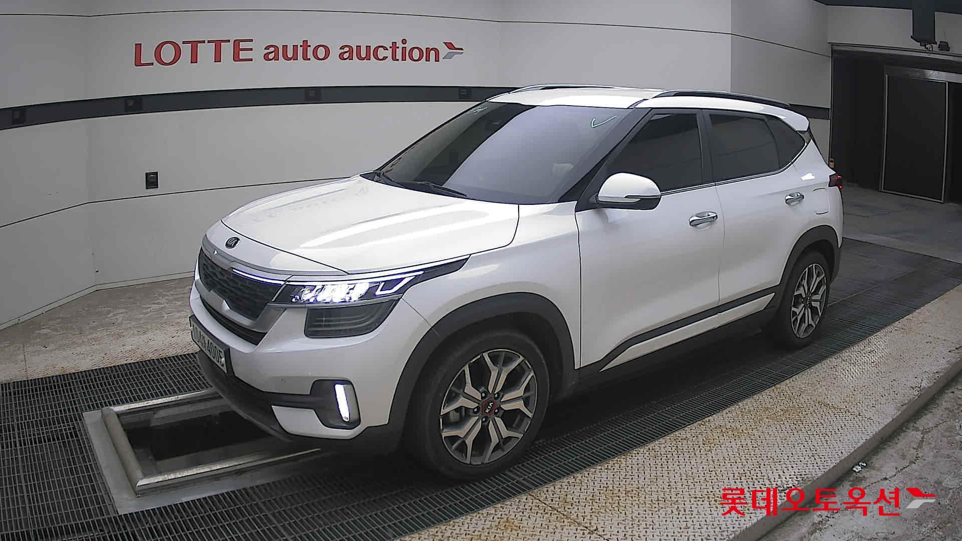2020 - kia seltos