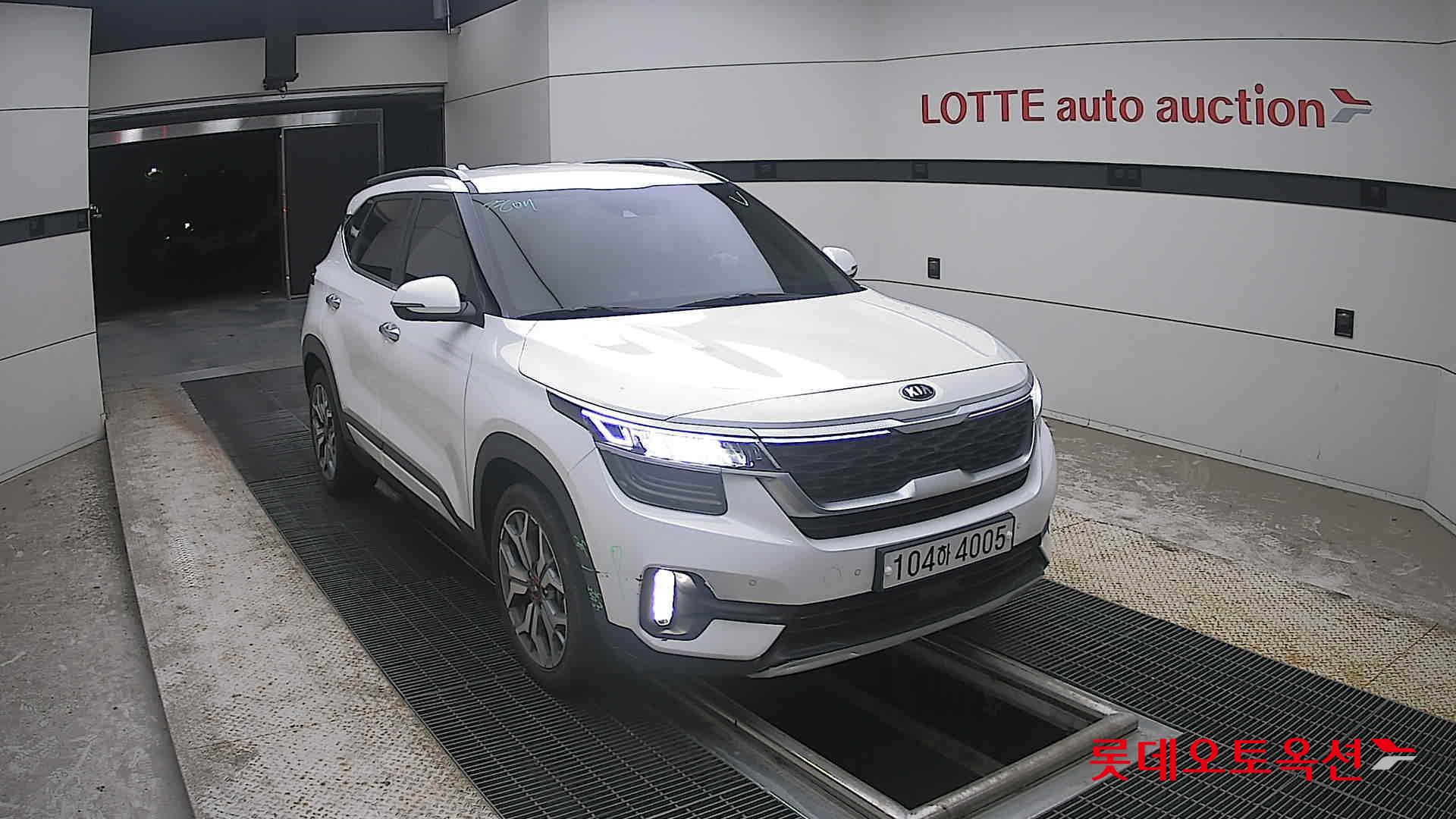 2020 - kia seltos