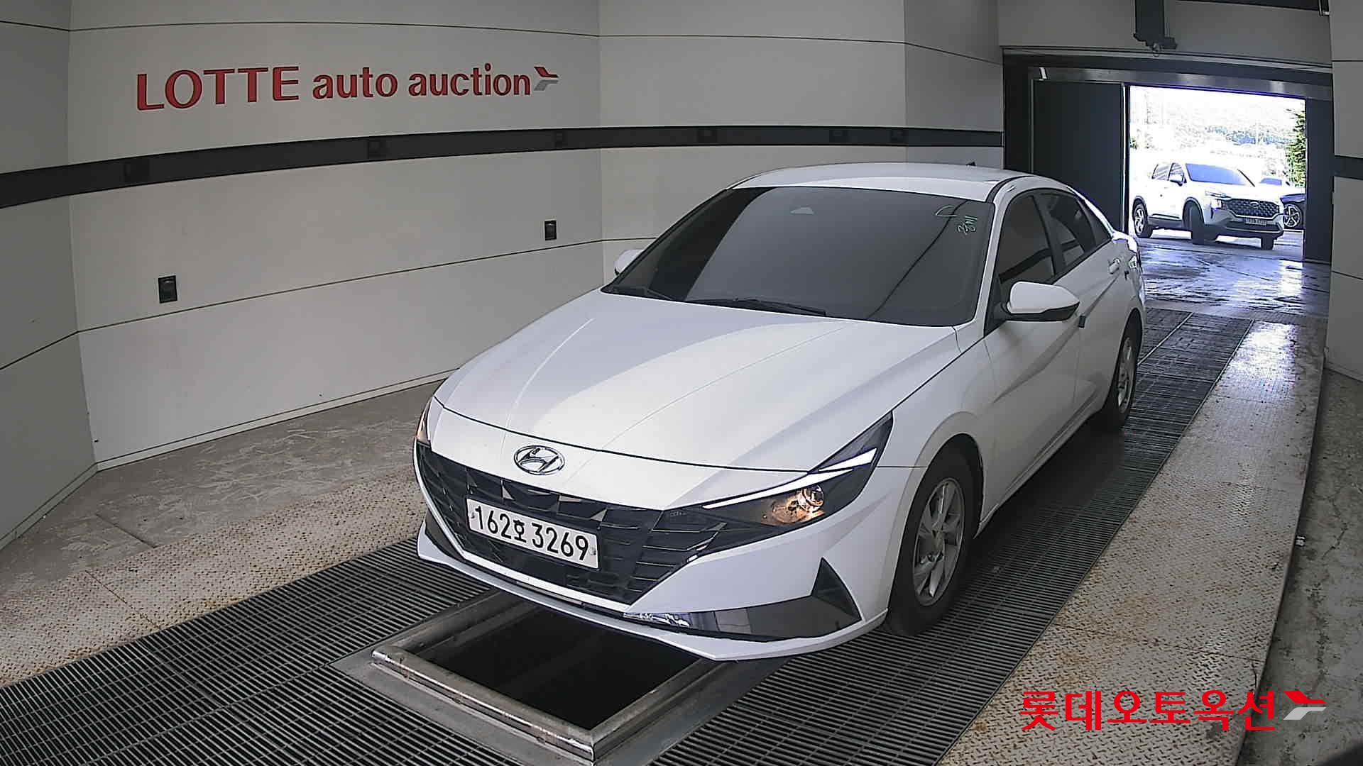 2021 - hyundai avante