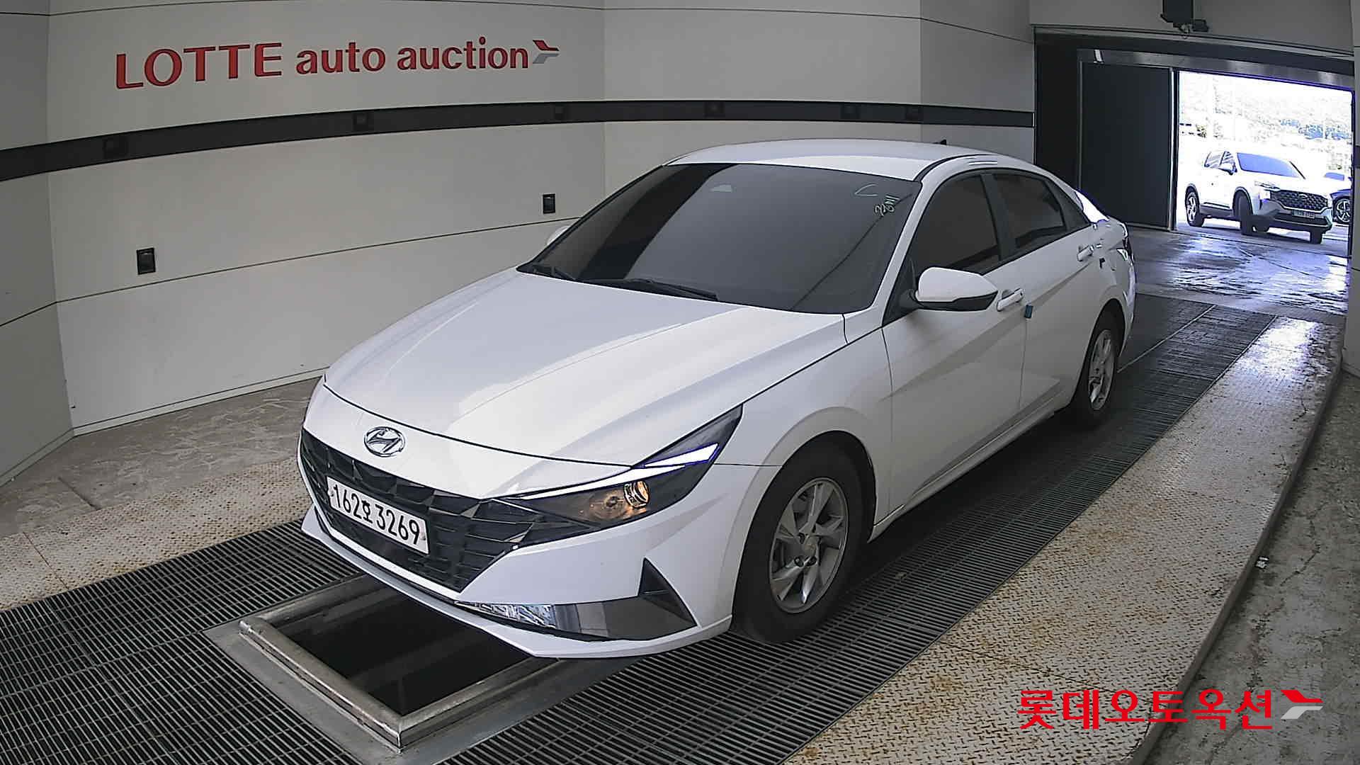 2021 - hyundai avante