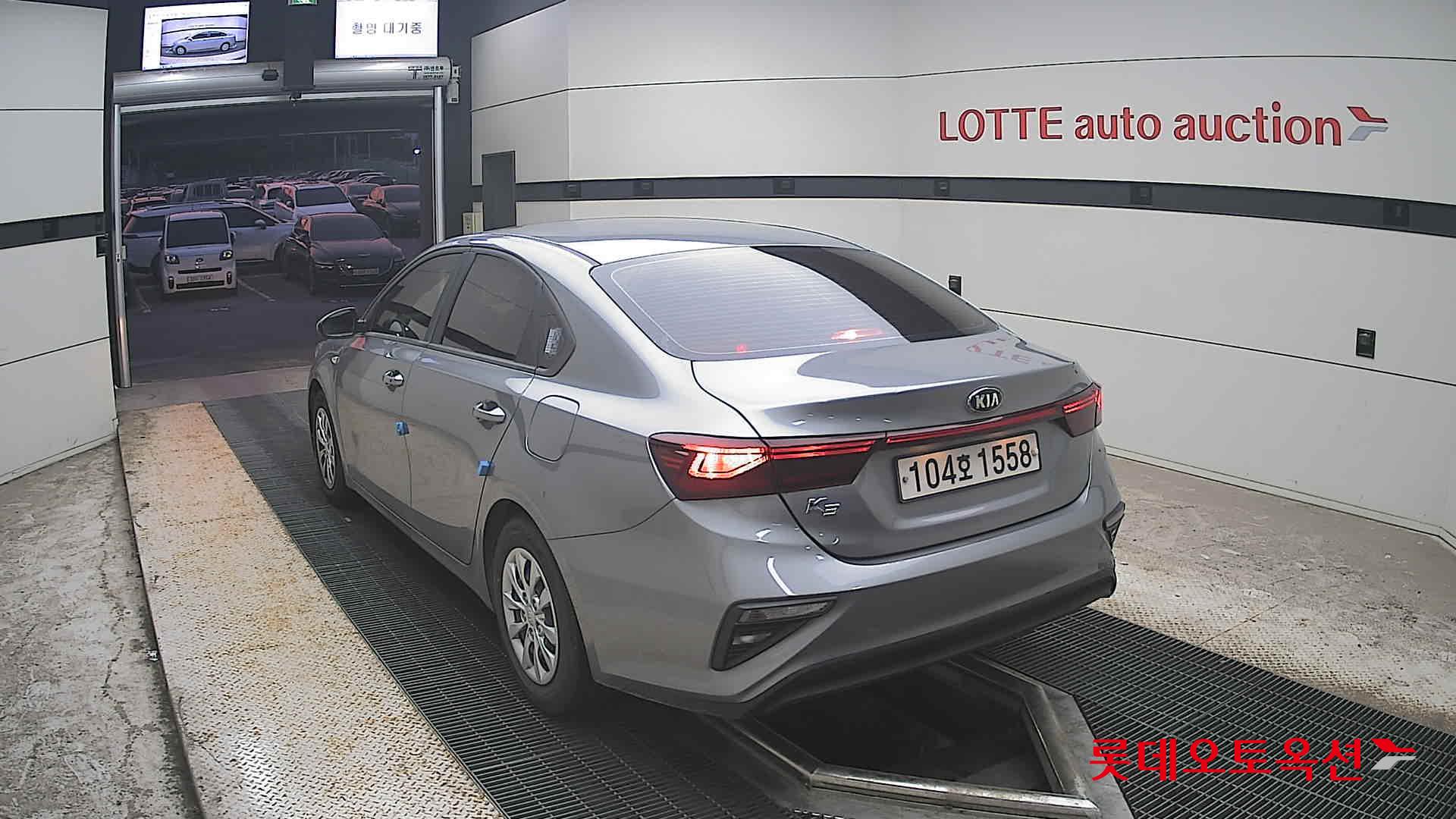 2021 - kia k3