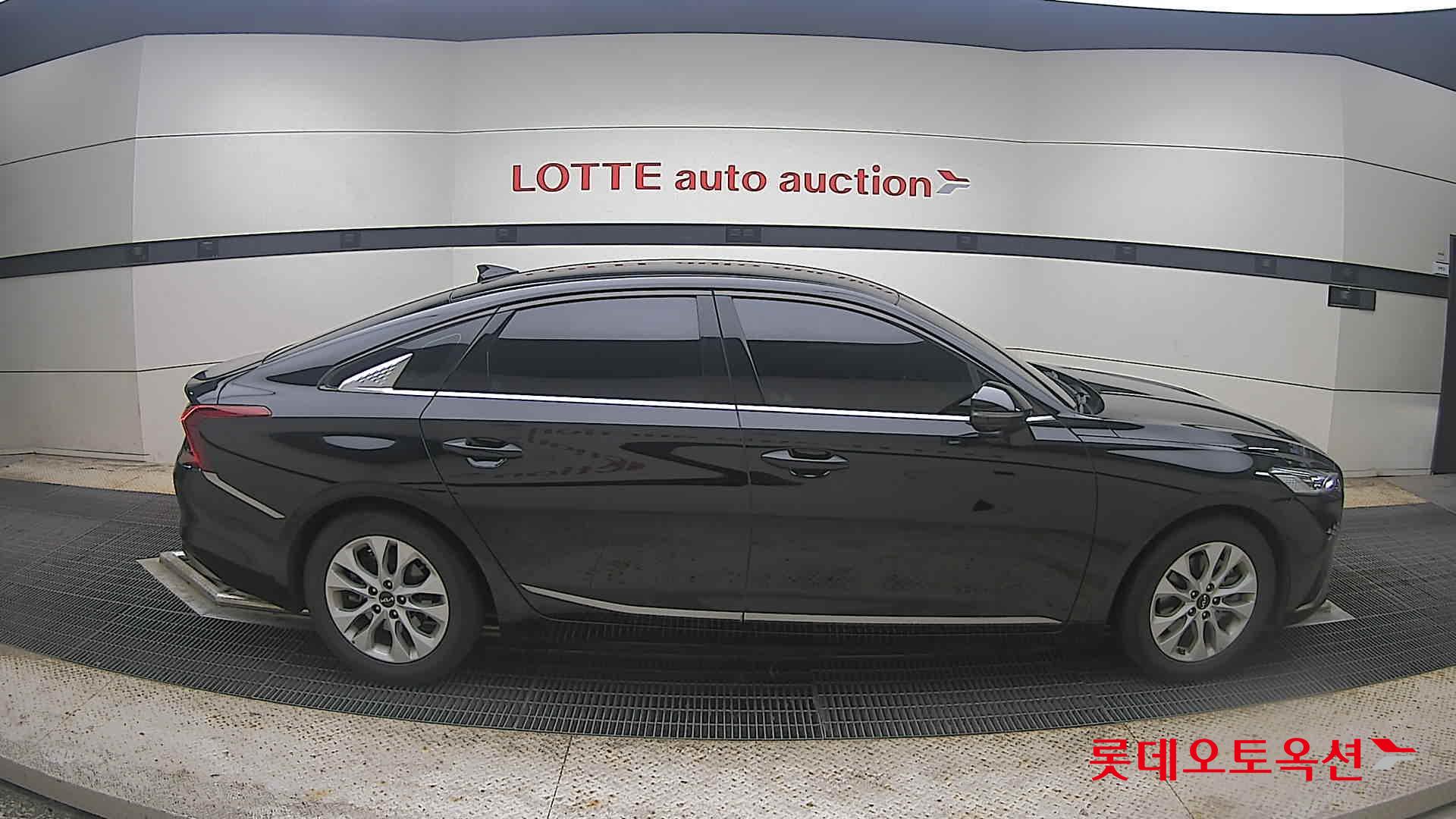 2023 - kia k8