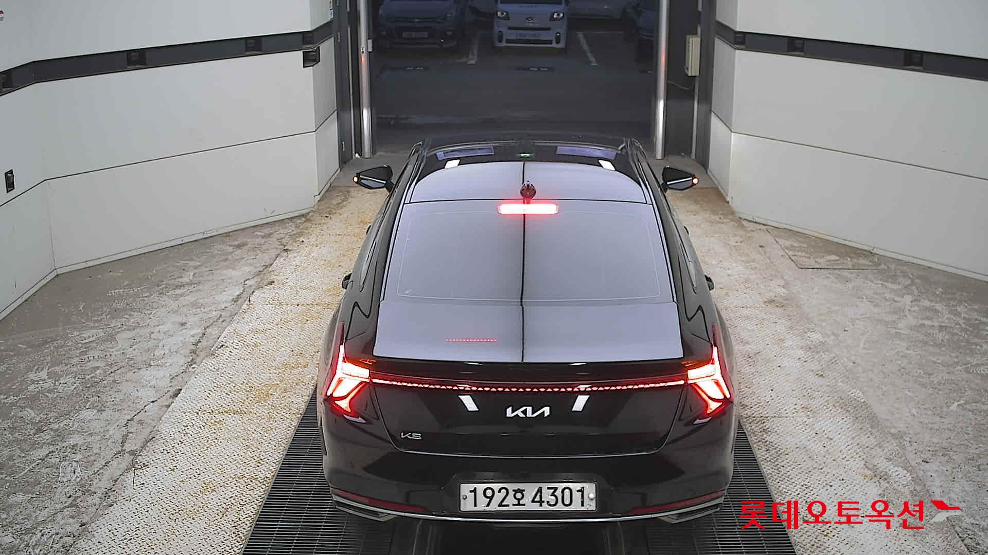 2023 - kia k8