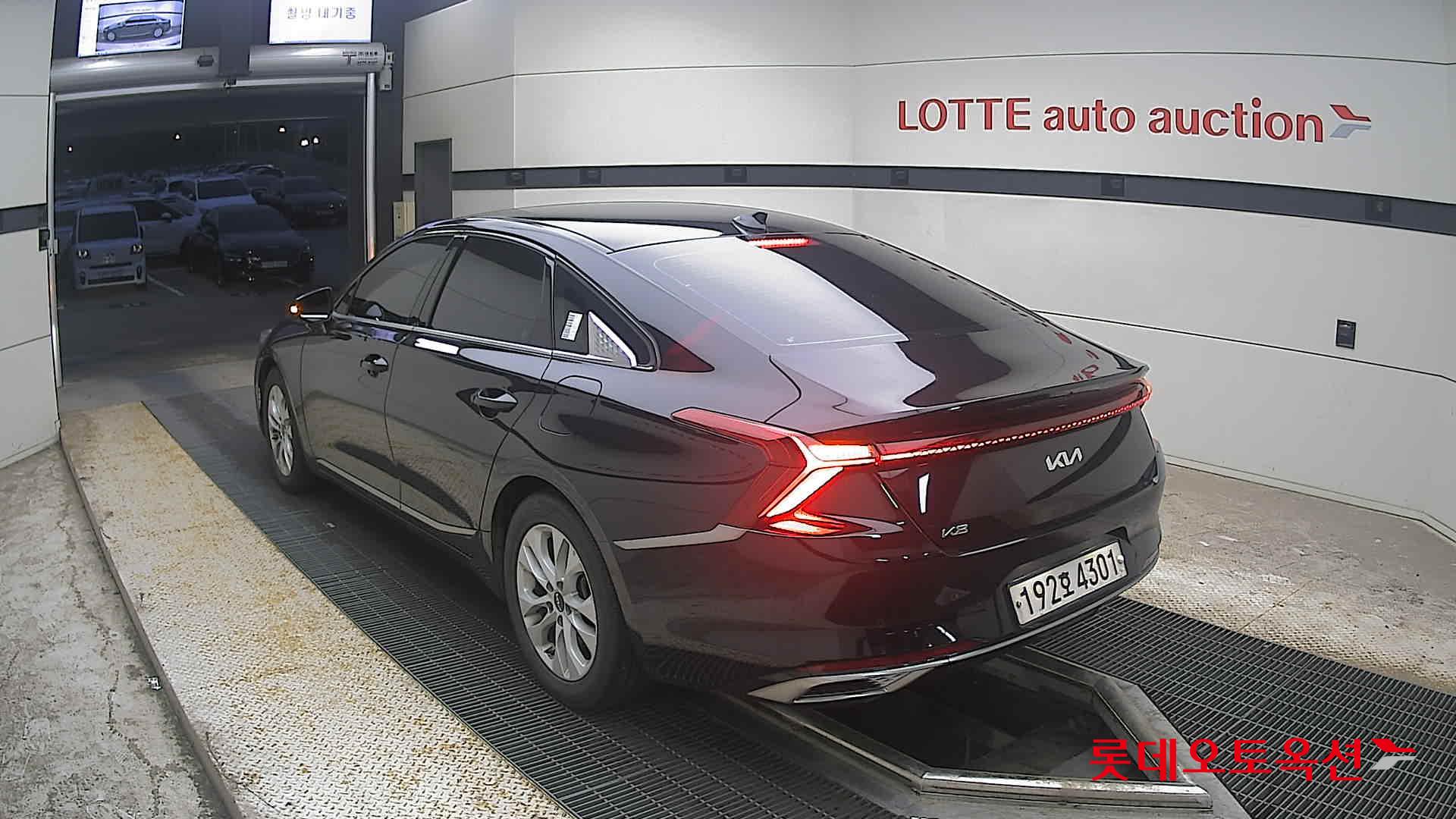 2023 - kia k8
