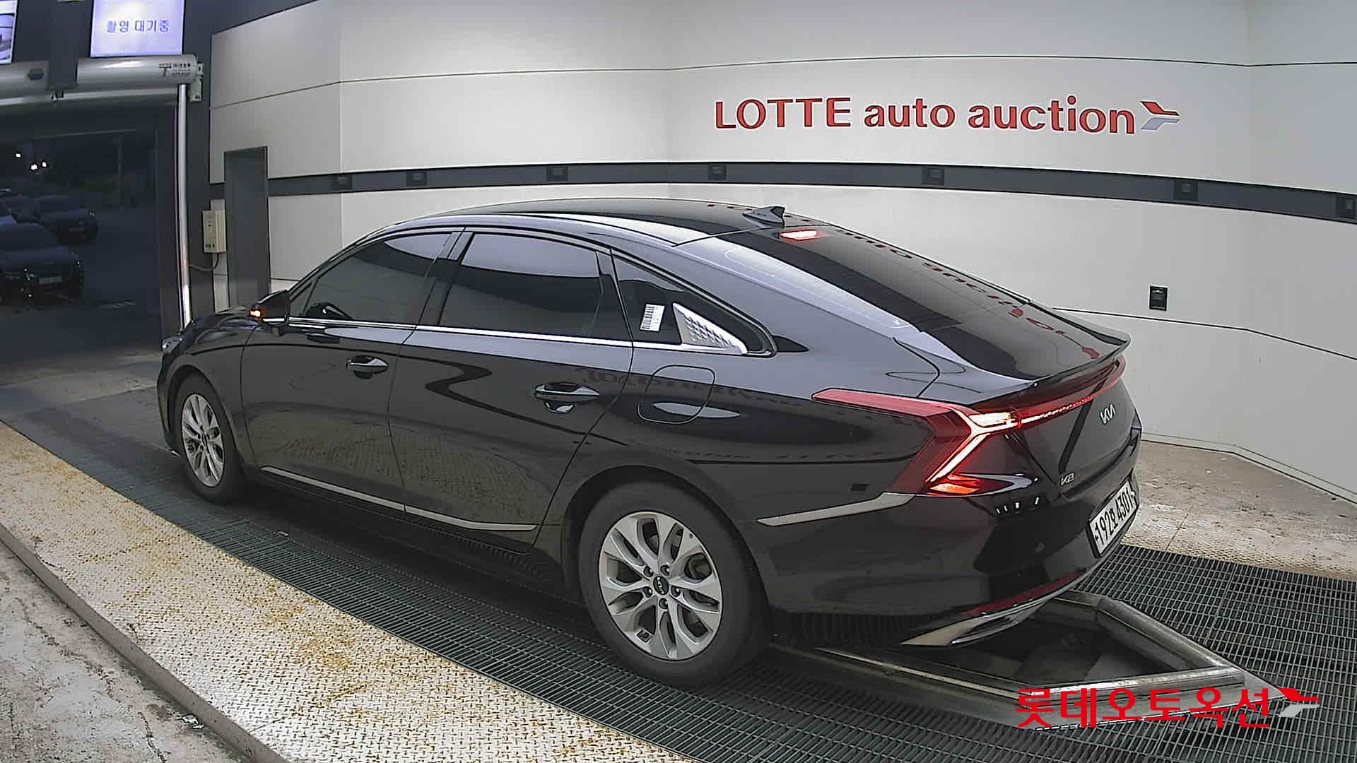 2023 - kia k8