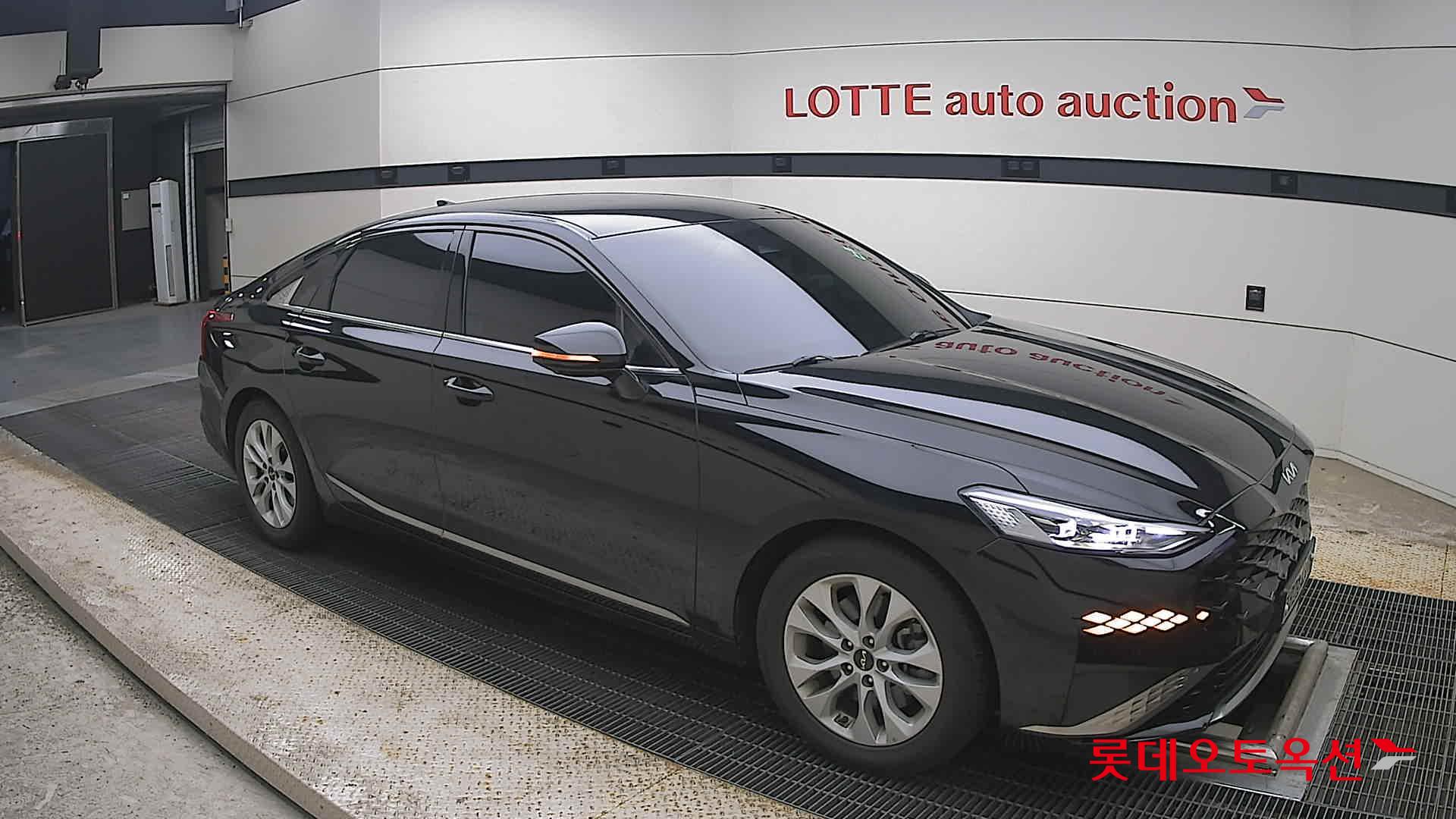 2023 - kia k8