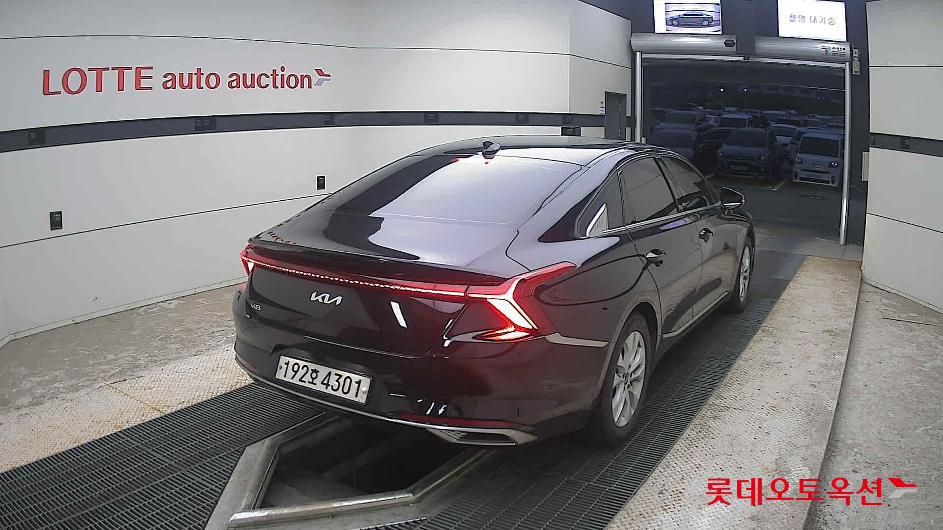 2023 - kia k8
