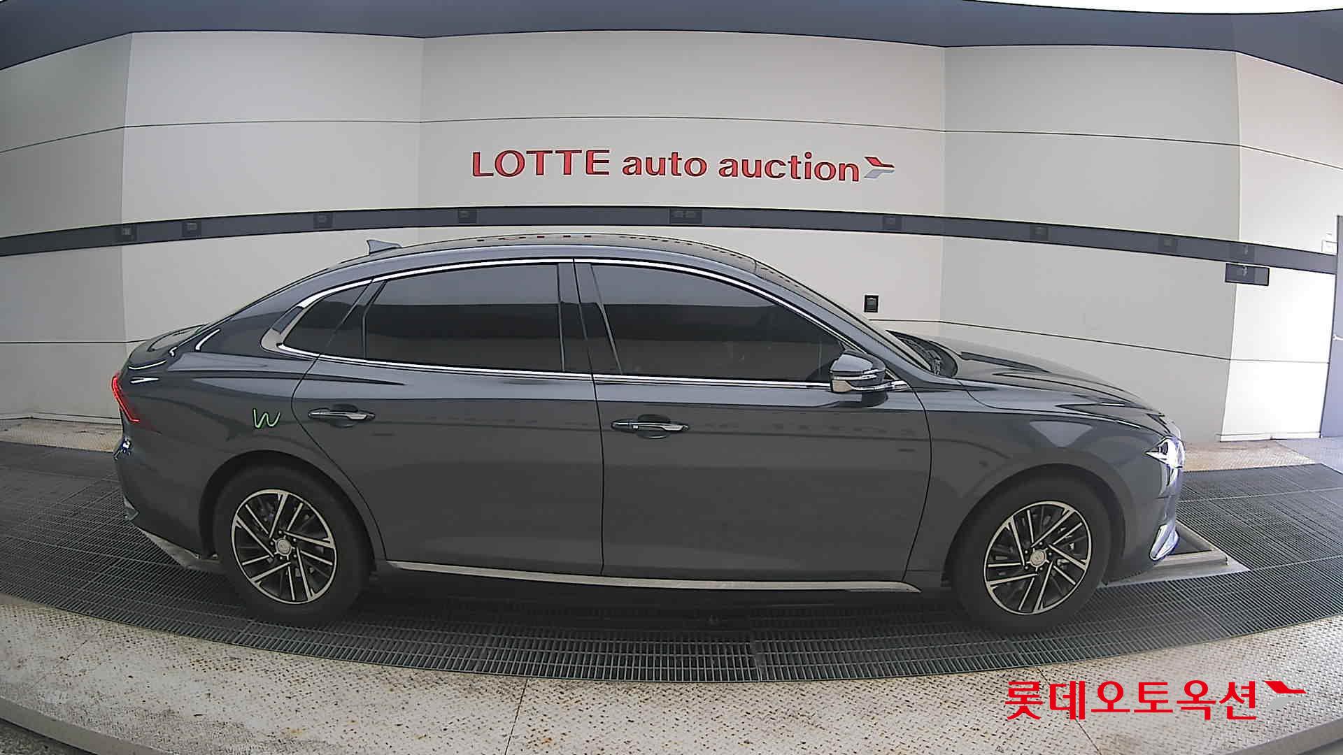 2021 - hyundai grandeur
