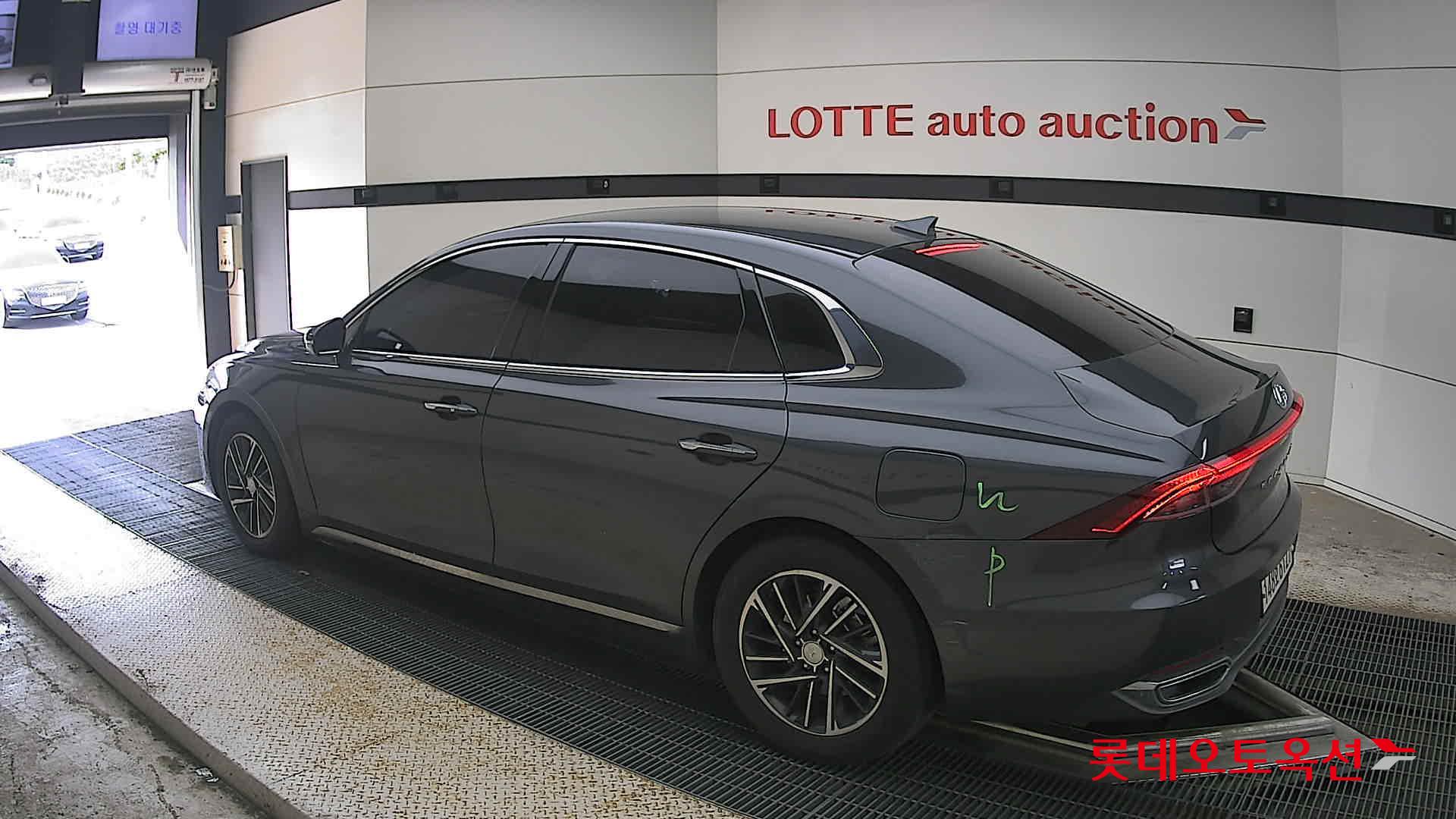 2021 - hyundai grandeur